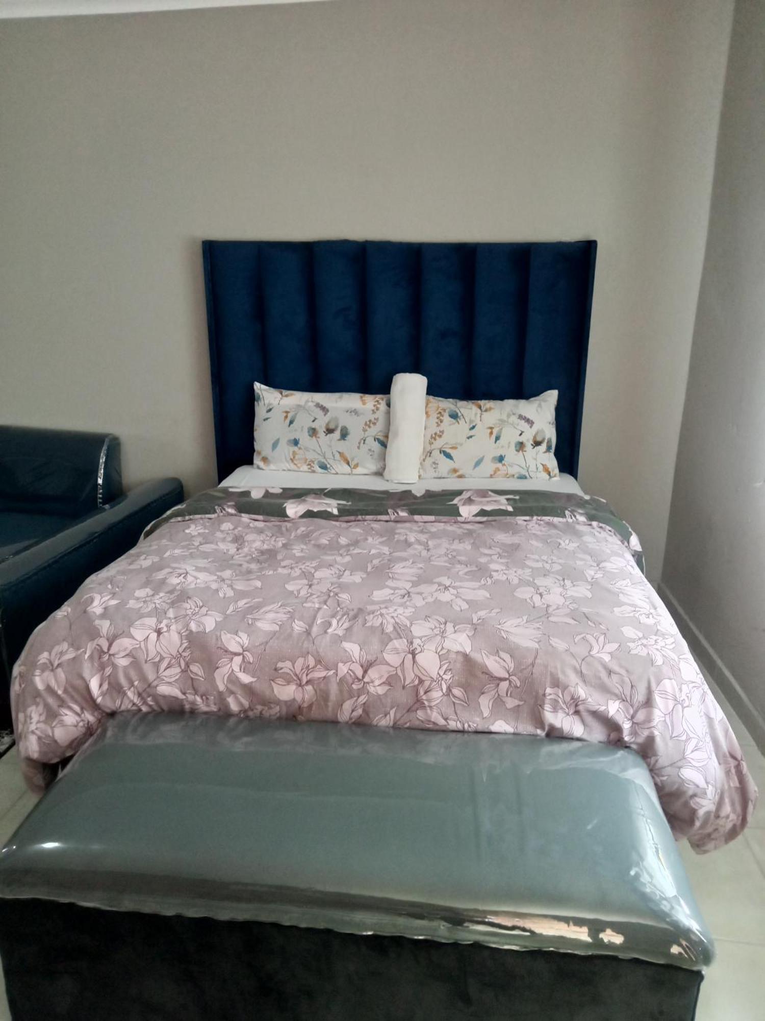 Happytimes Guest house *