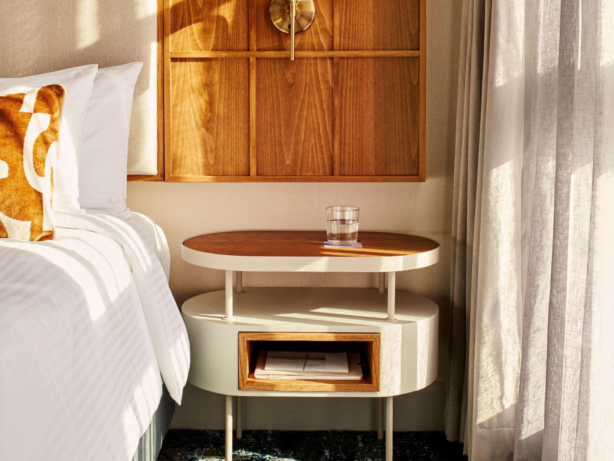 Hyde Rosebank Hotel