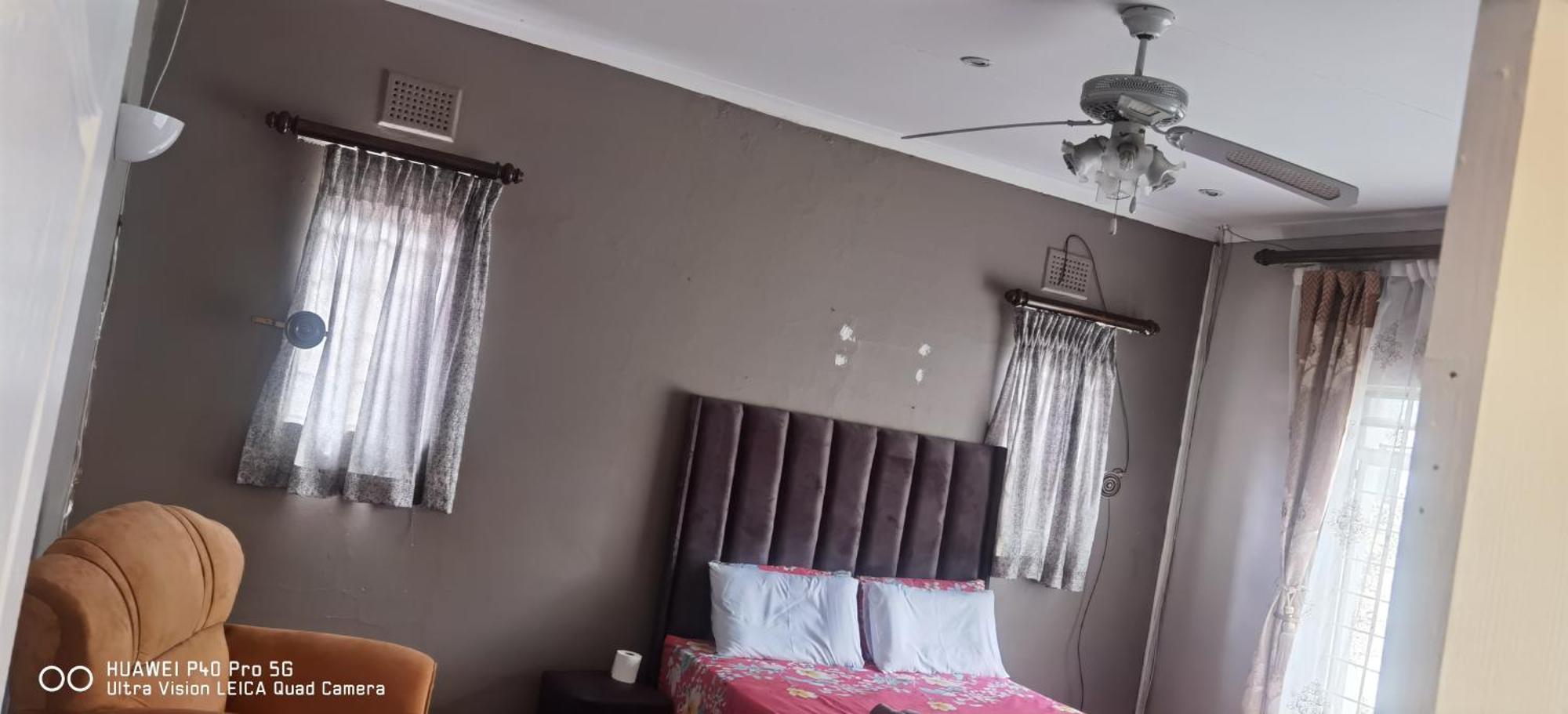Guest house Yellow Stars Pty *