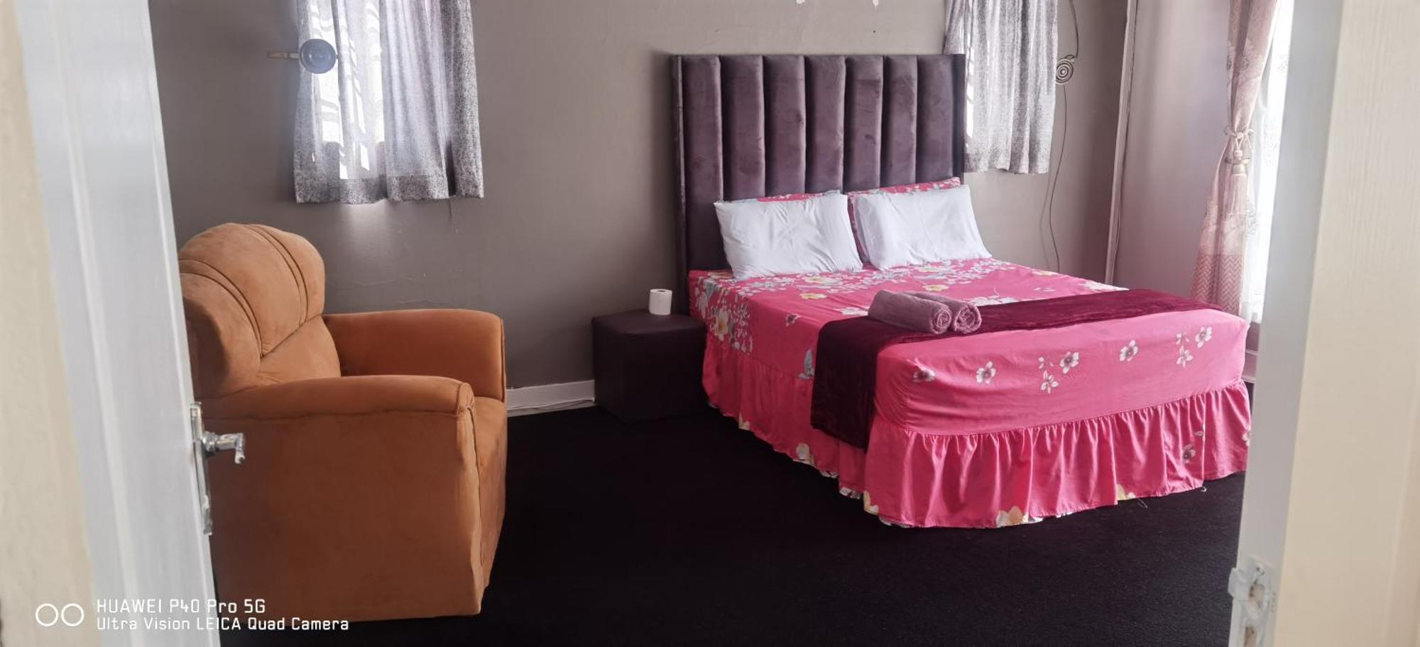 Guest house Yellow Stars Ltd Johannesburg