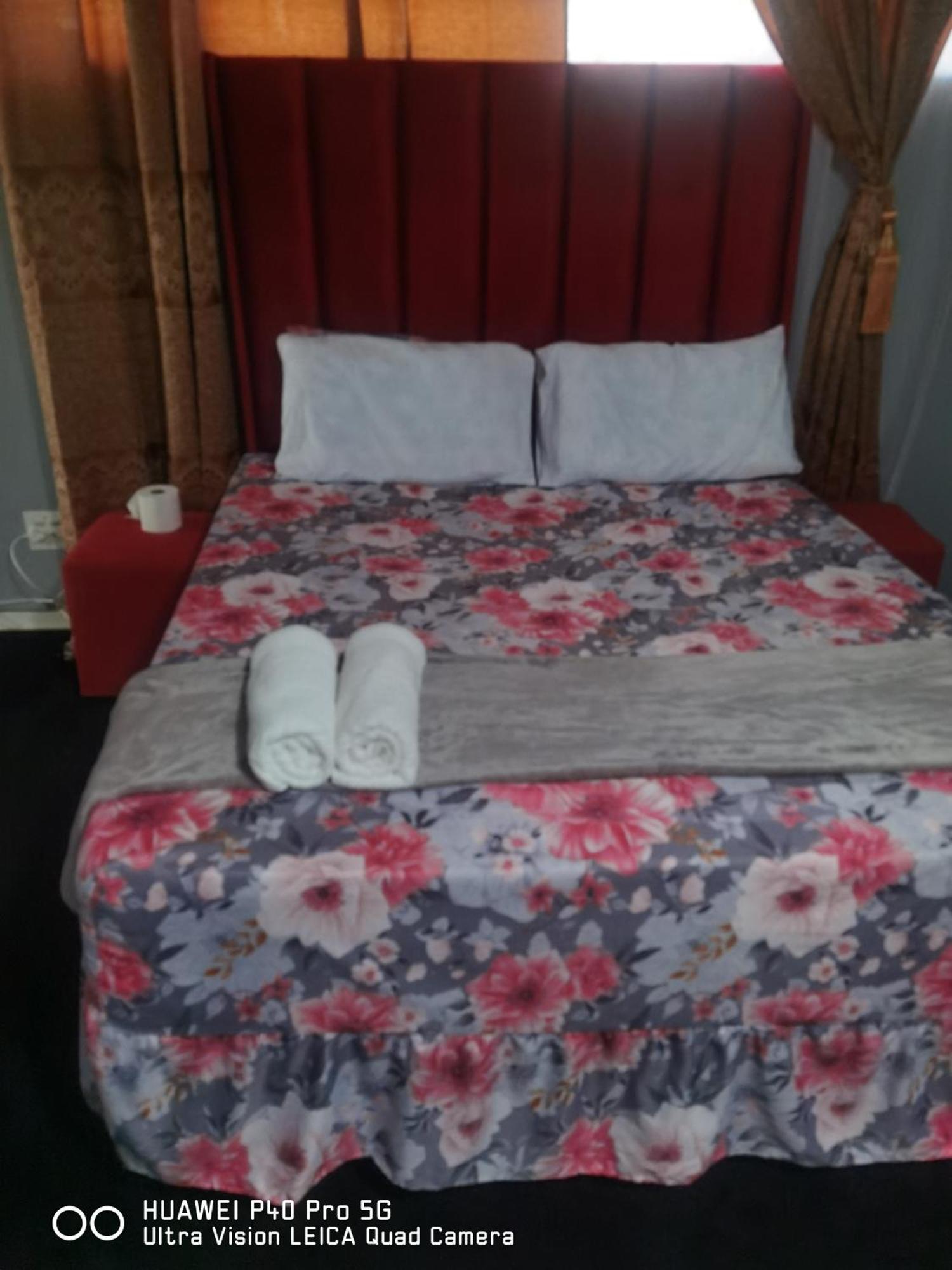 Yellow Stars Guest house