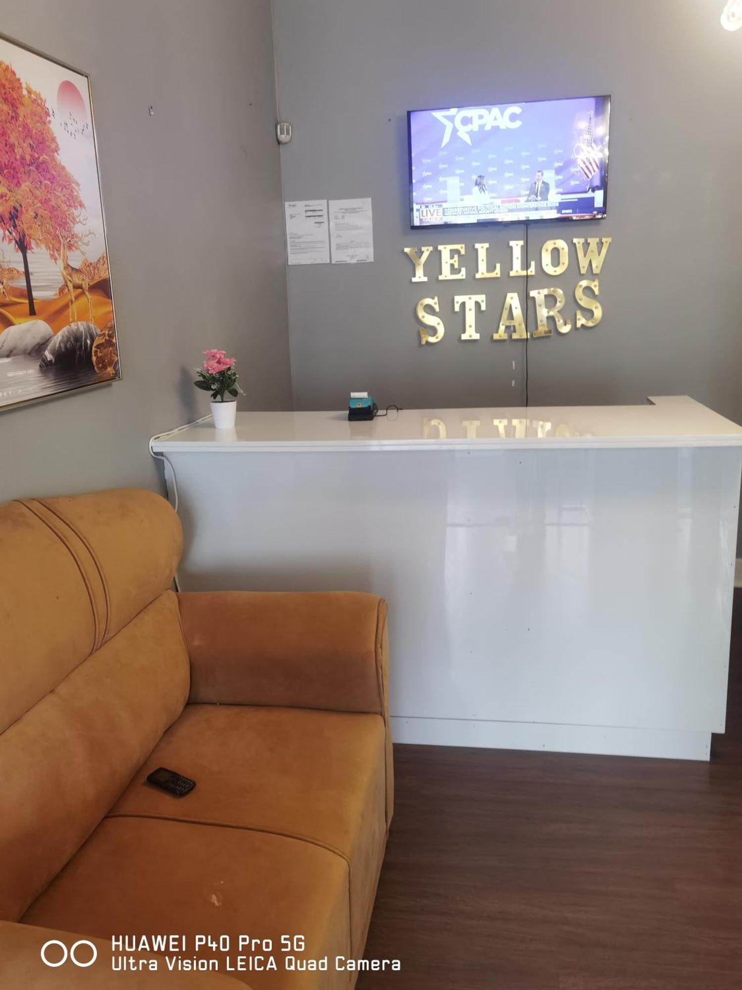 Yellow Stars Pty Guest house *