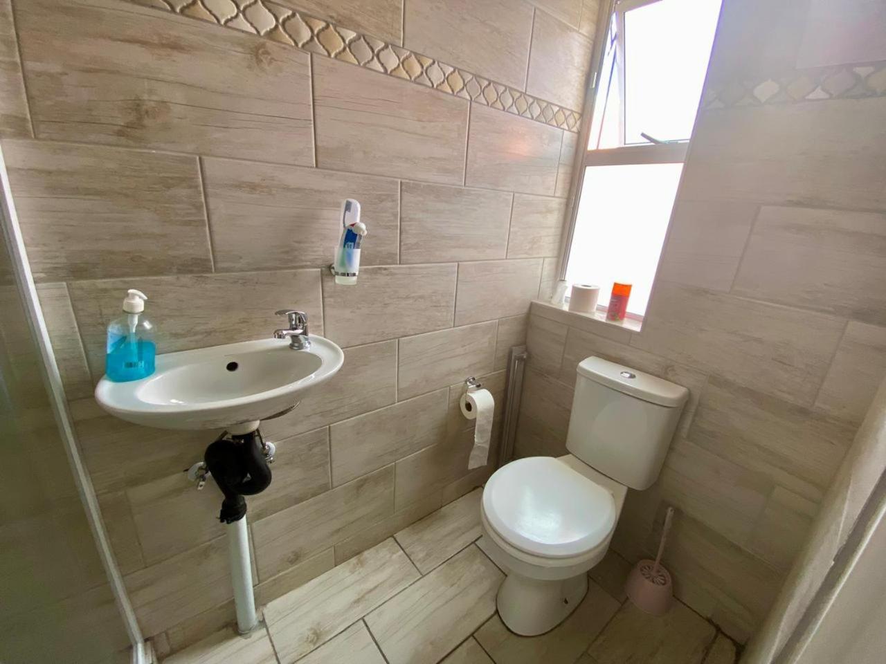 Gael Guest 5 Guest house