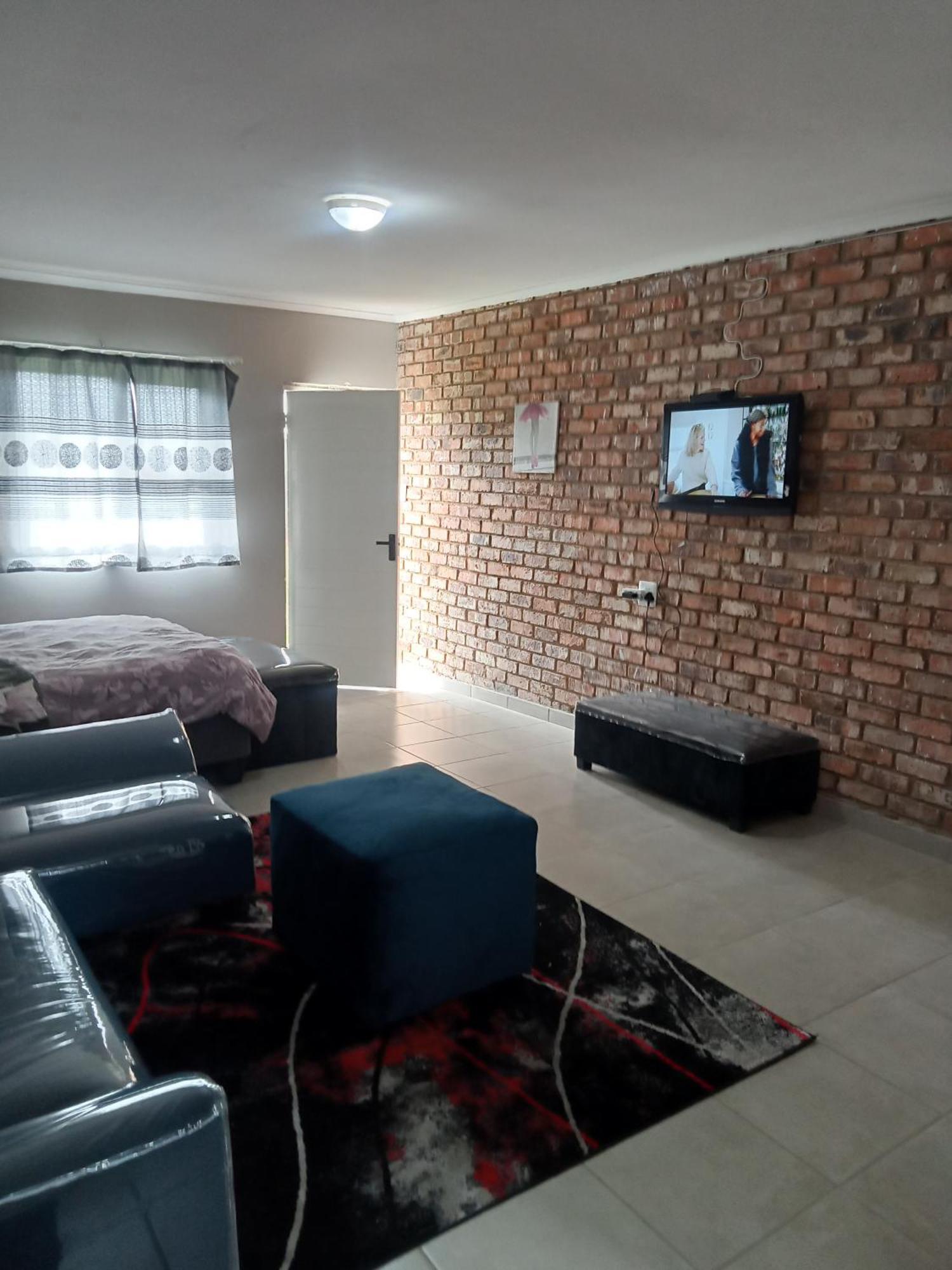 Happytimes Guest house *