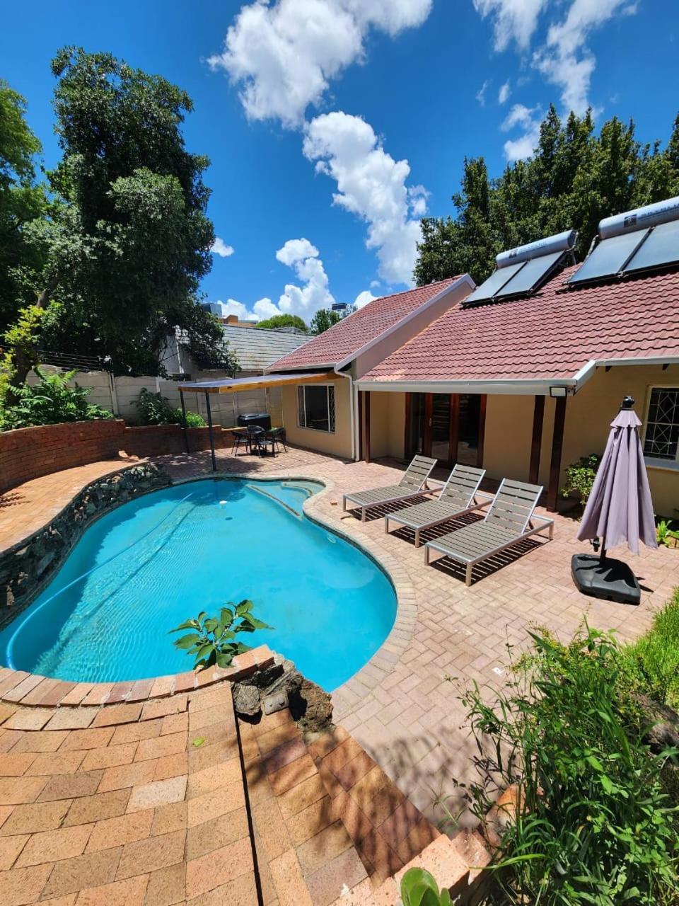 Casa de hóspedes Atlantic Pearl Sandton *