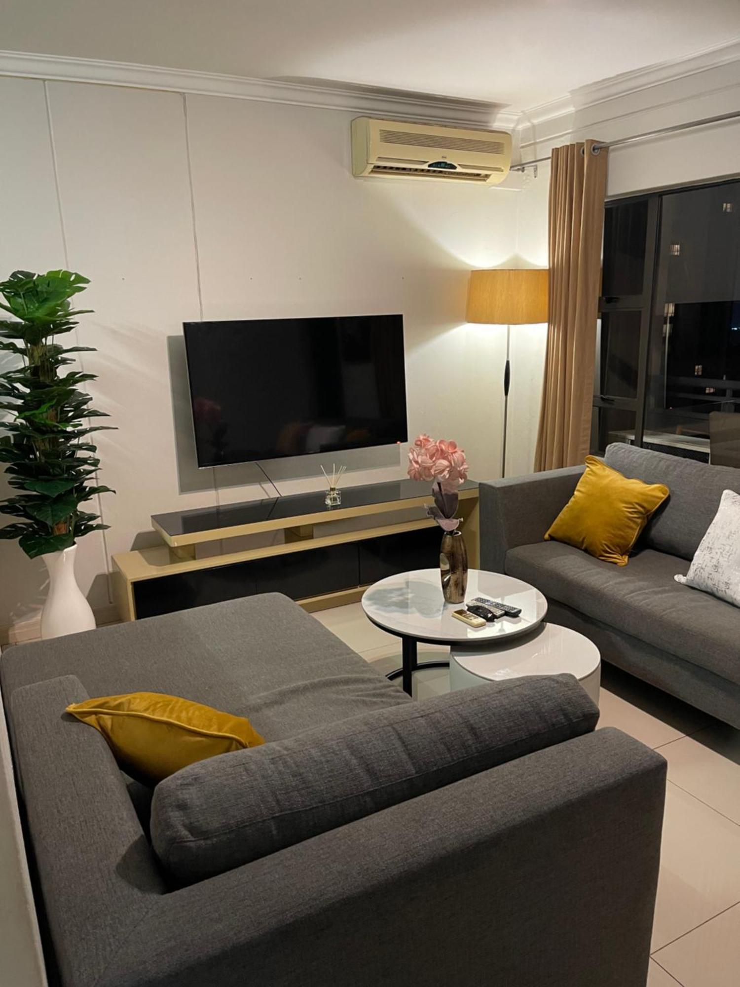 West Point Heart Of Gold 2 Apartment Johannesburg