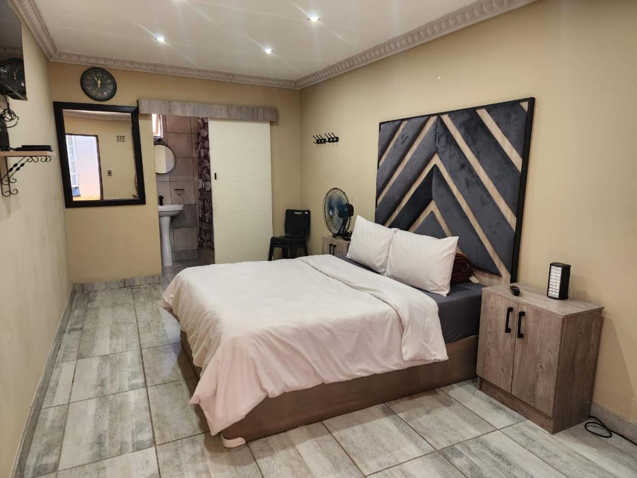 Arcon 12 Apartment