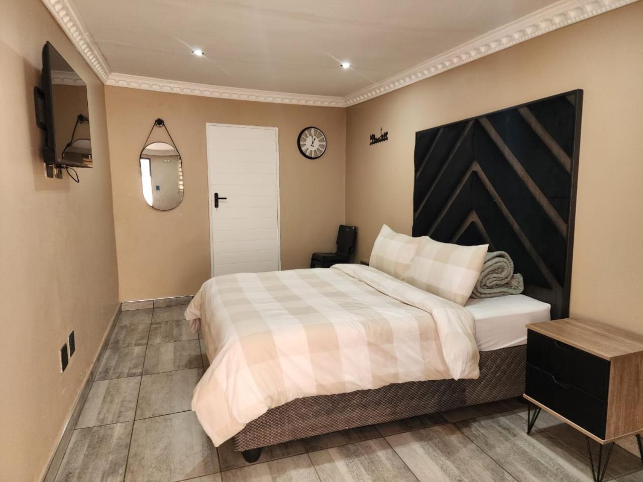 Arcon 12 Apartment
