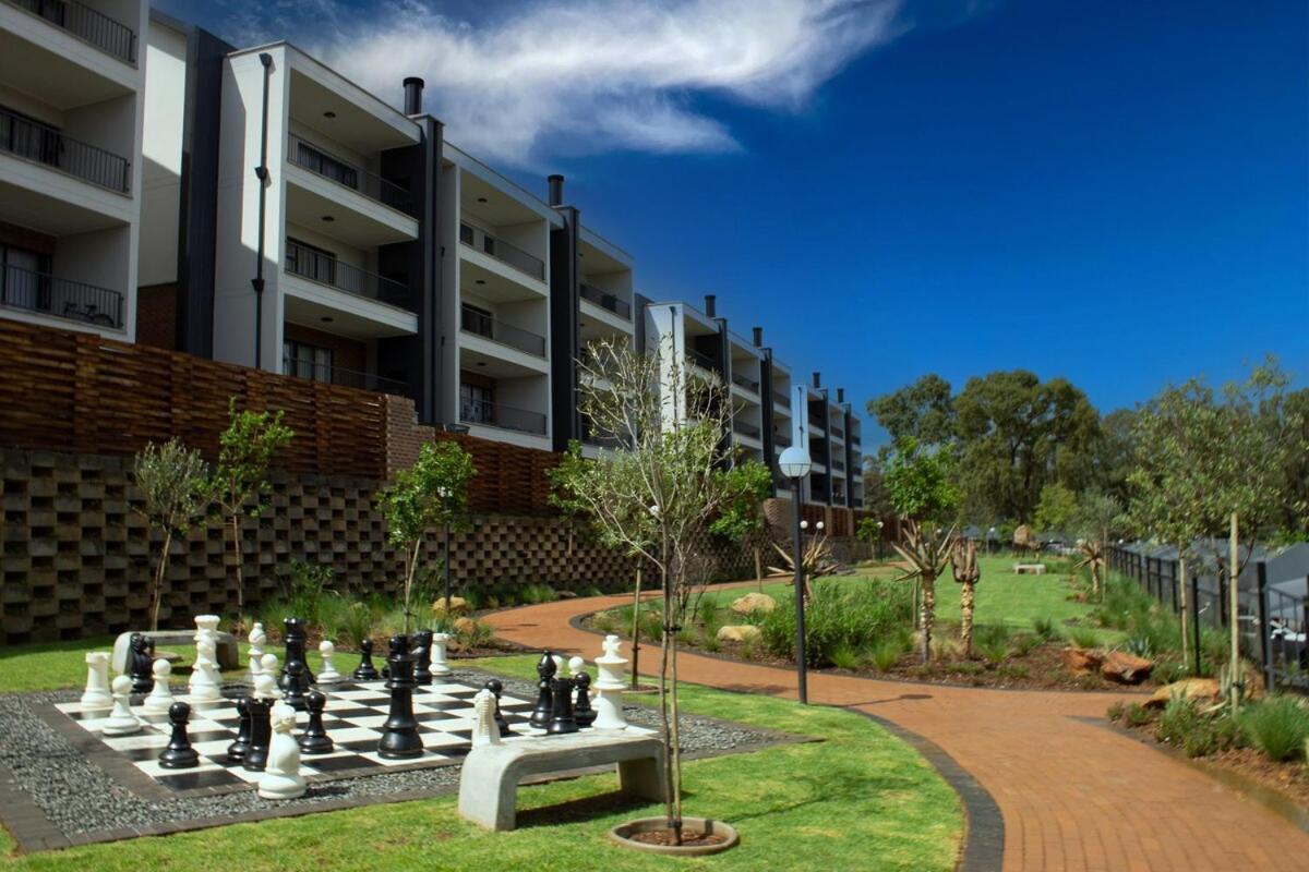 Apartment The Sanctuary Sleek Smart Space Johannesburg