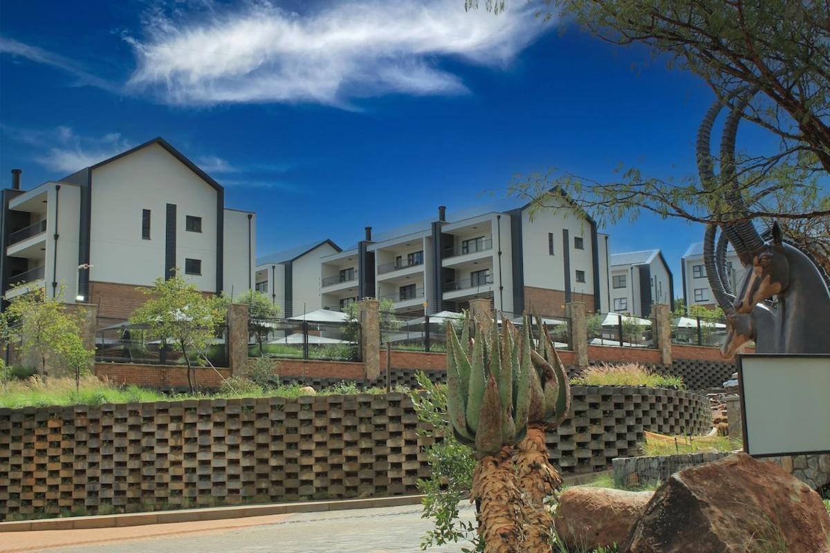 The Sanctuary Sleek Smart Space * Johannesburg