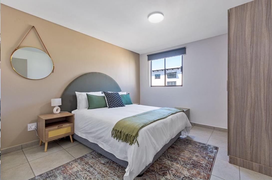 Apartment Urban Oasis At The Bolton Johannesburg