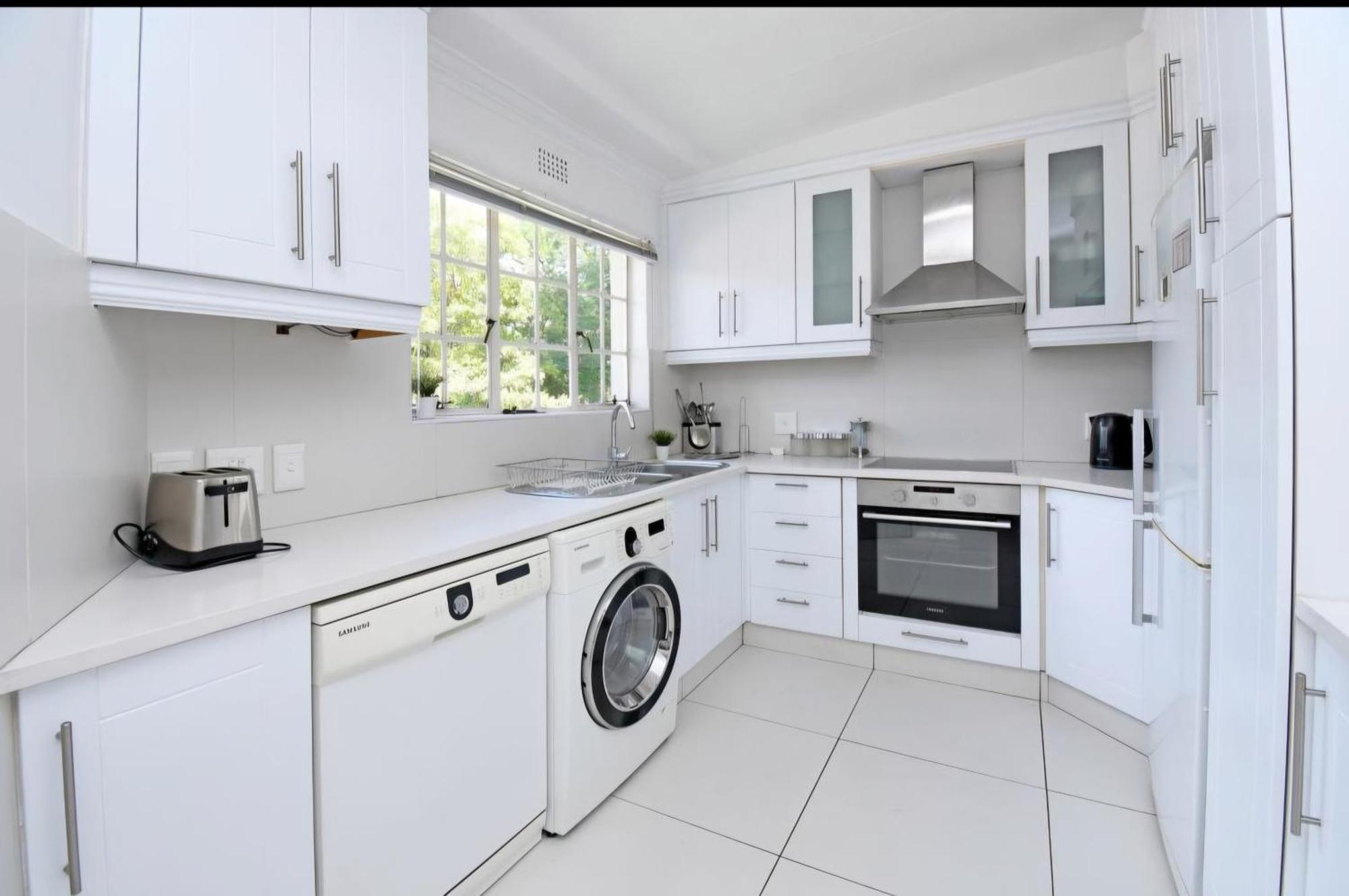 2 Bedroom In Sandton Apartment