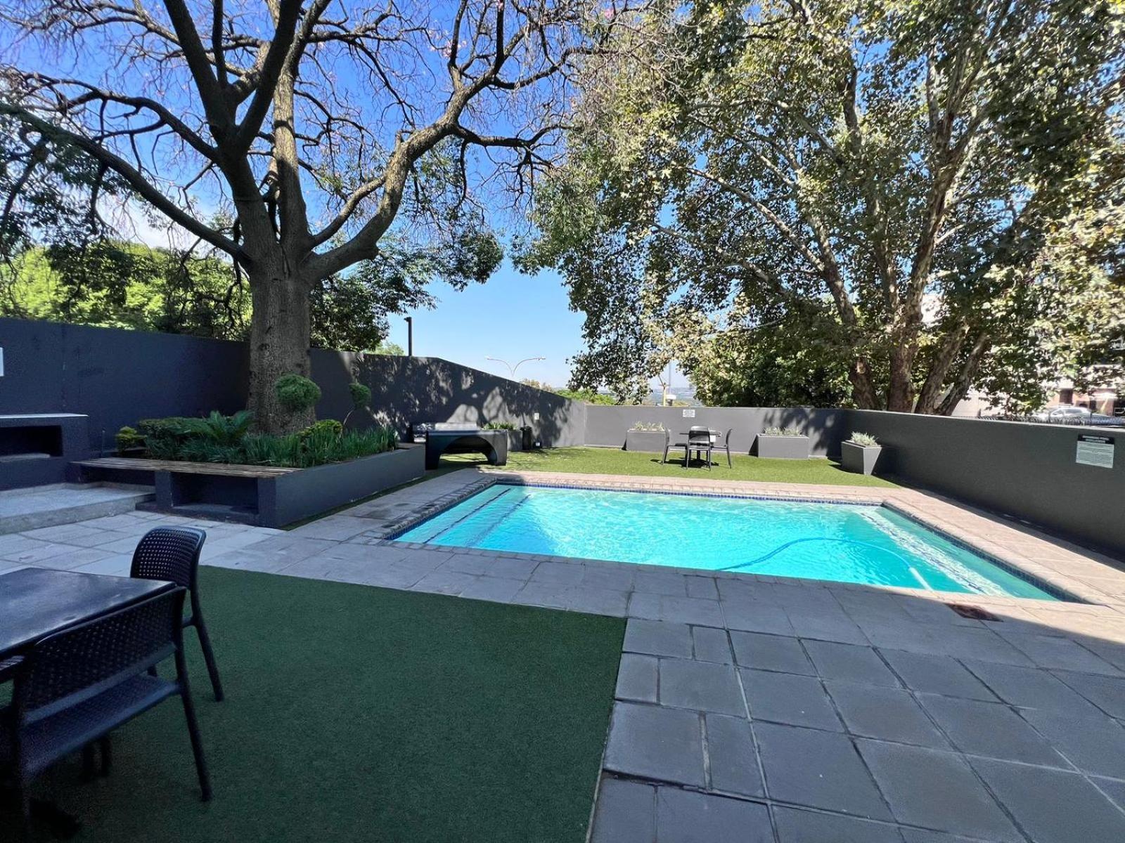 Modern Spacious 1br At The Bolton Rosebank