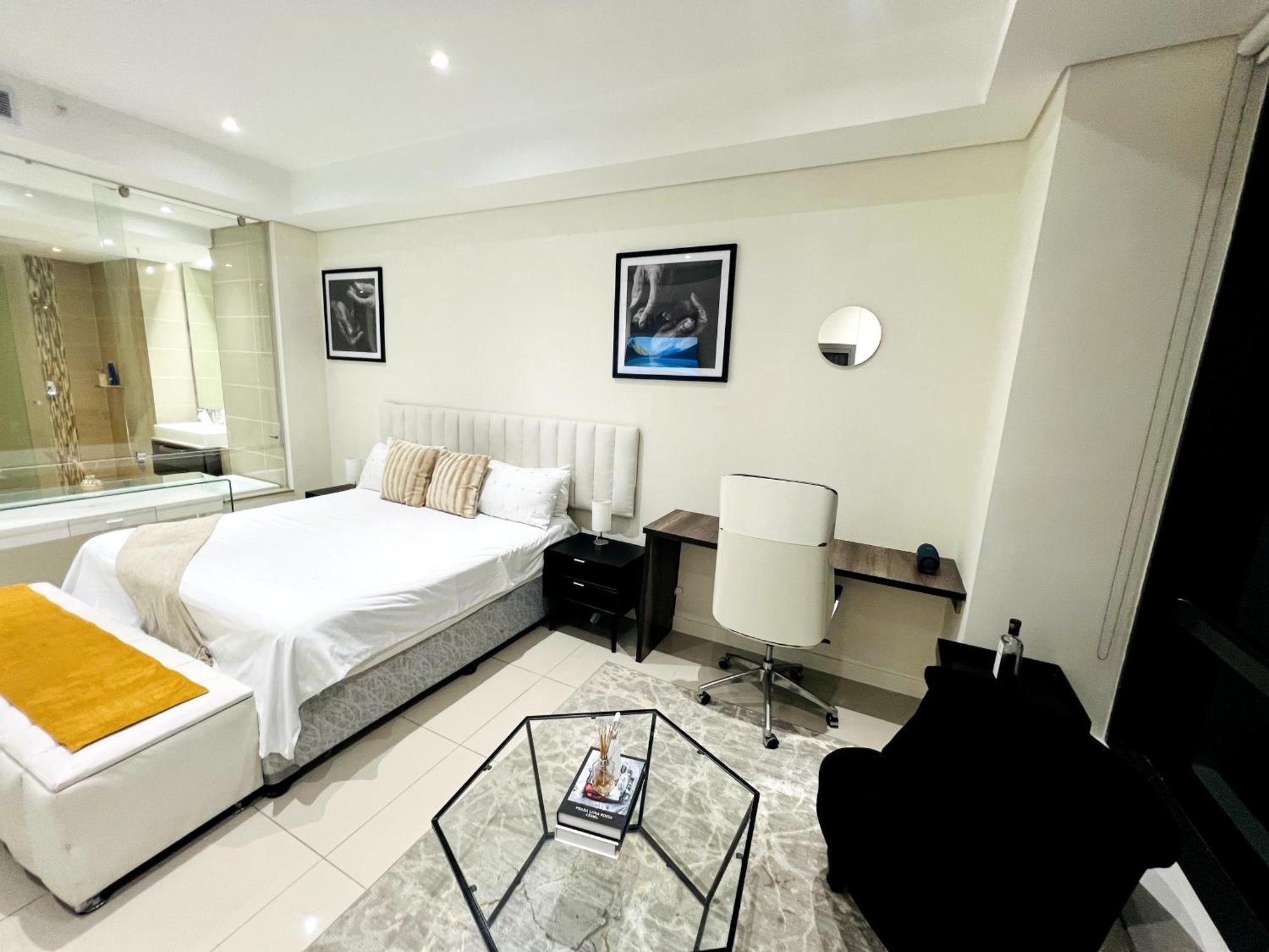 New Revamped Luxury Suite In Sandton City Apartamento Joanesburgo