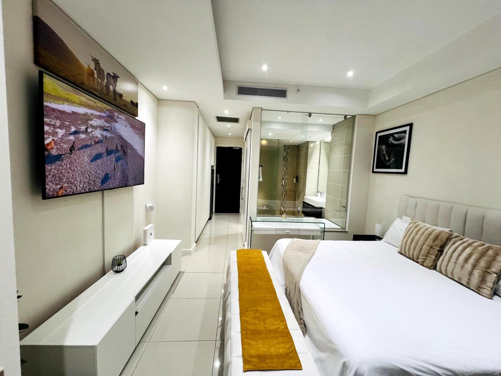 New Revamped Luxury Suite In Sandton City