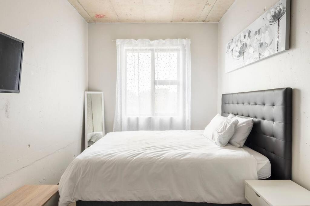Apartment Away From In Maboneng Johannesburg