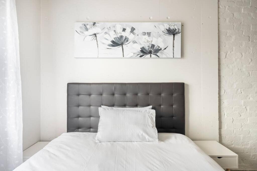 Apartment Away From In Maboneng *
