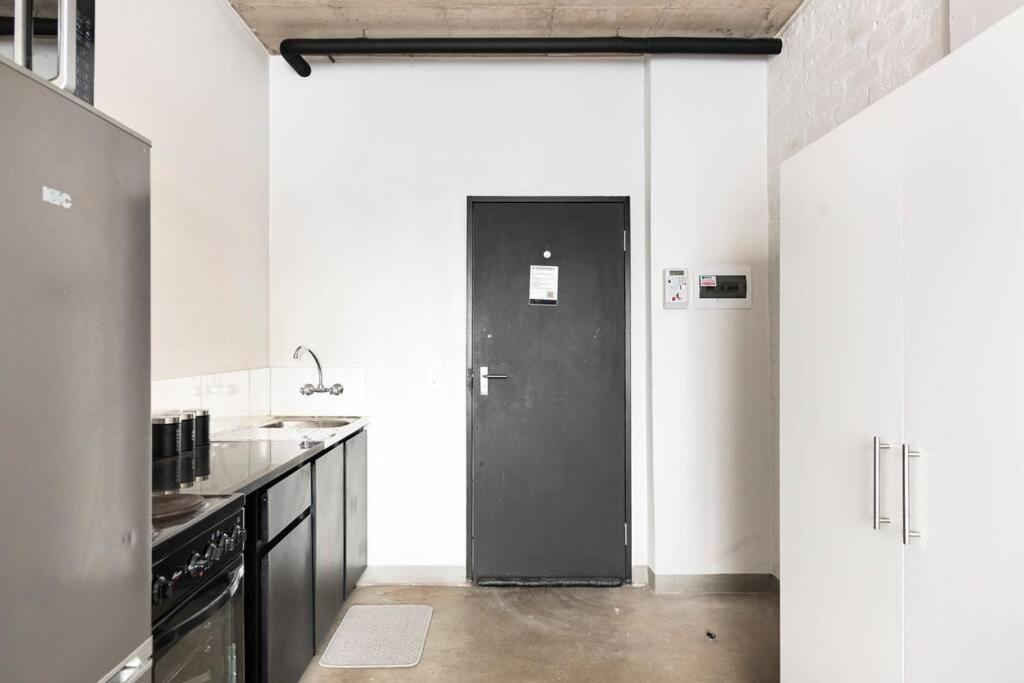 Away From In Maboneng Apartment *