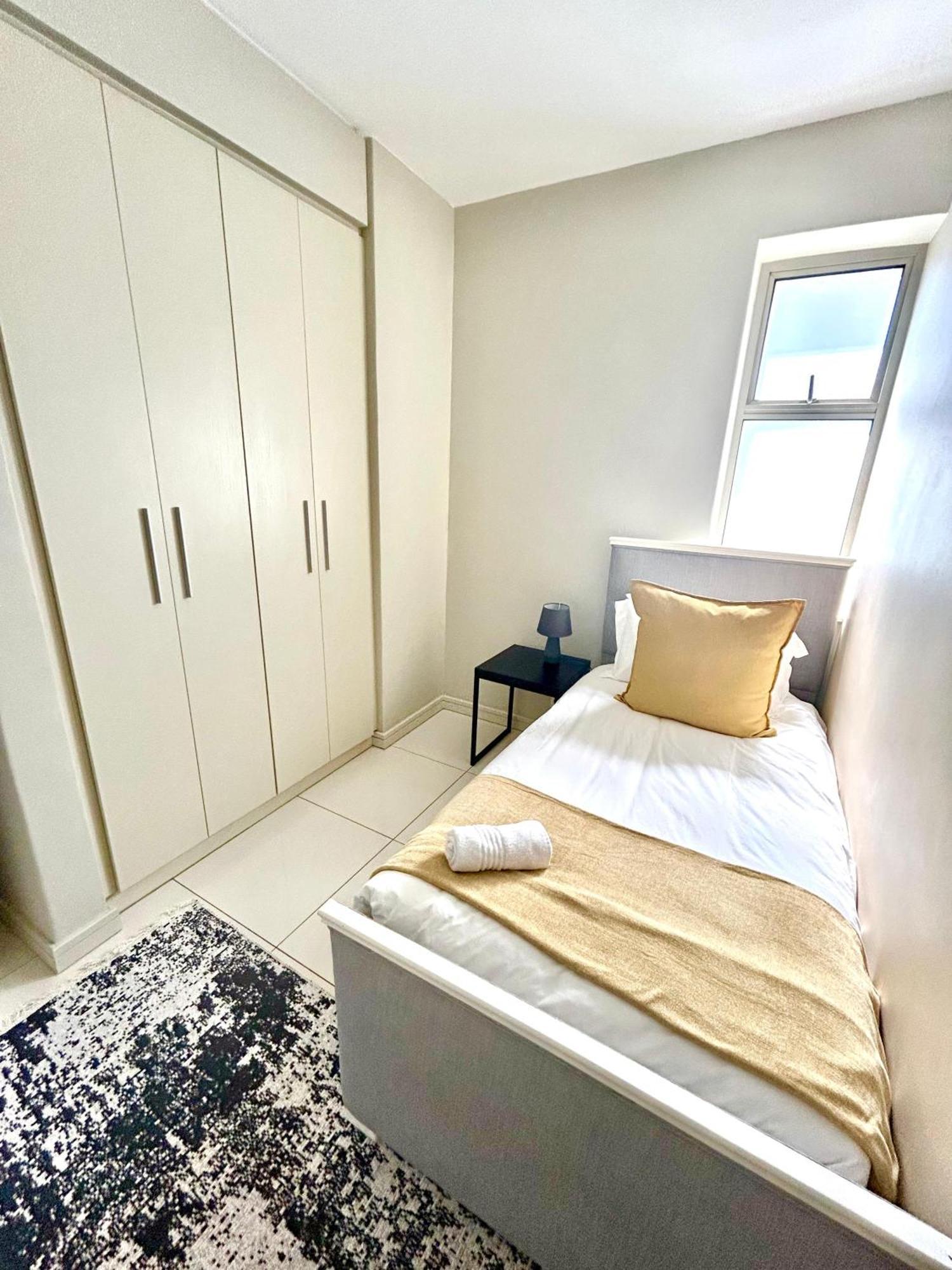 Apartment The Serviced Collection At The Tyrwhitt Rosebank Johannesburg