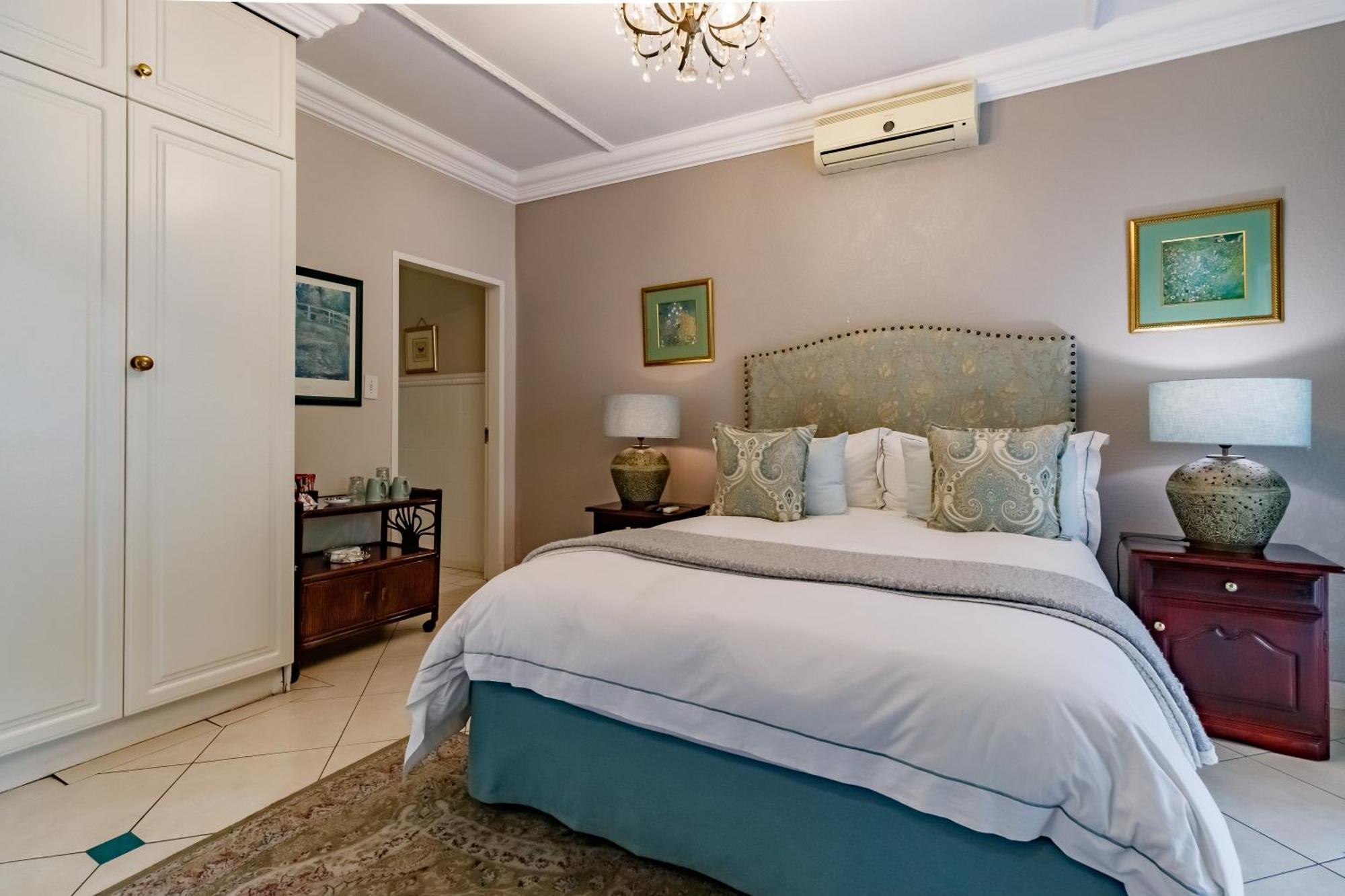 Sandton Amar Boutique * Johannesburg