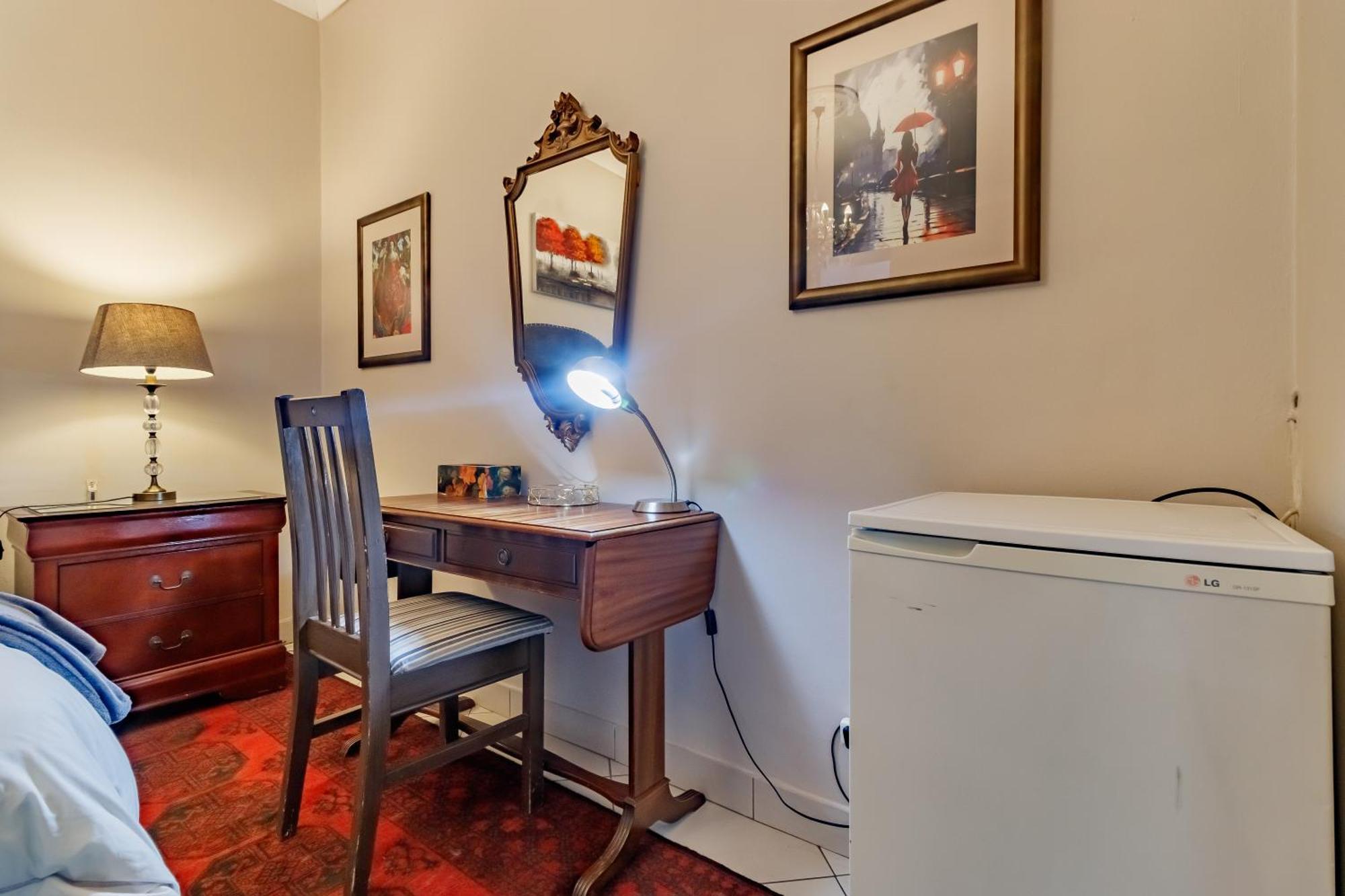 Sandton Amar Boutique Guest house *