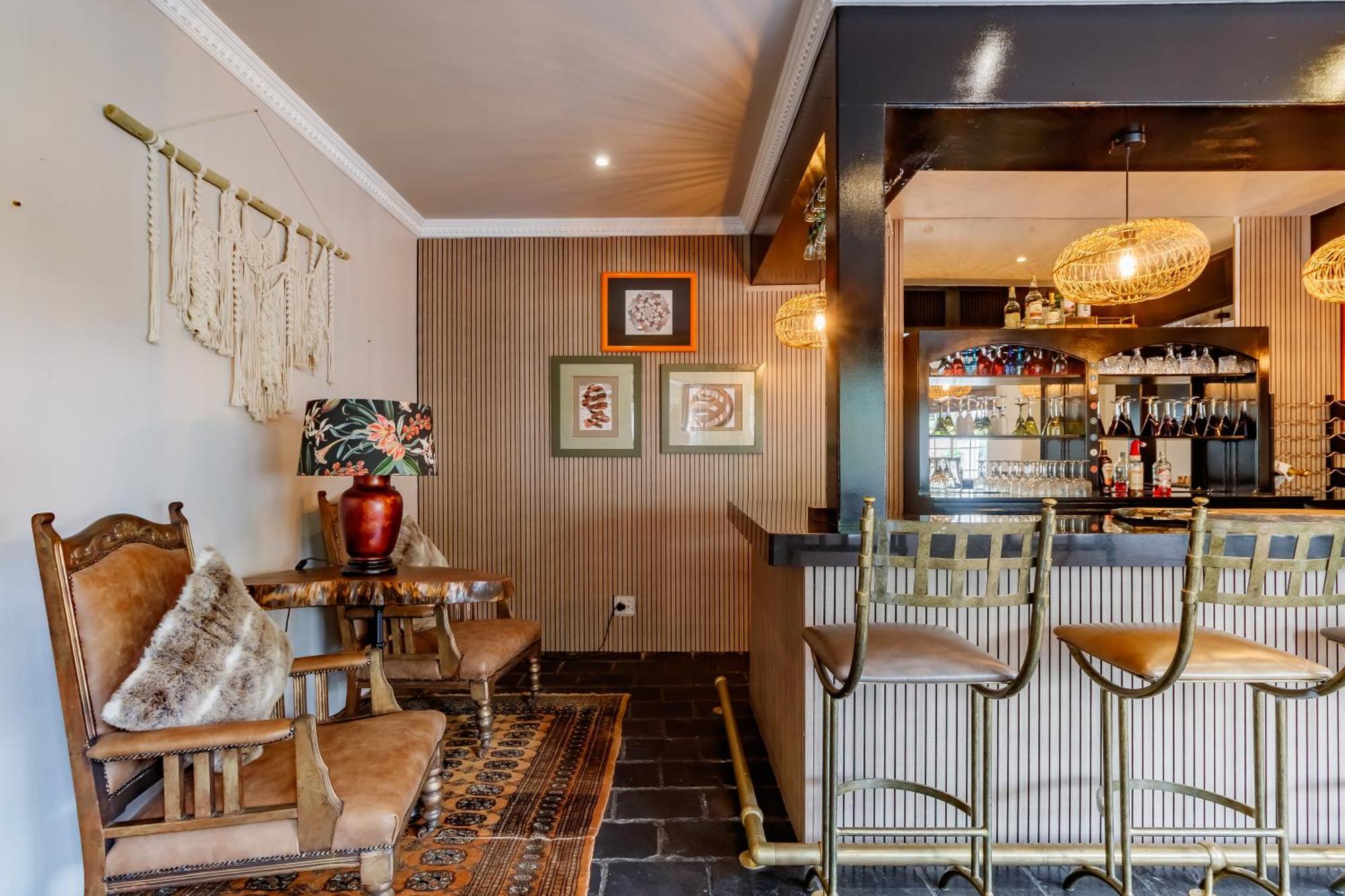 Nhà khách Sandton Amar Boutique
