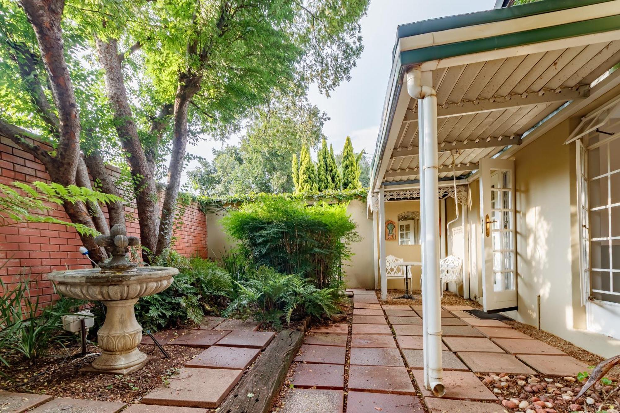 Guest house Sandton Amar Boutique *