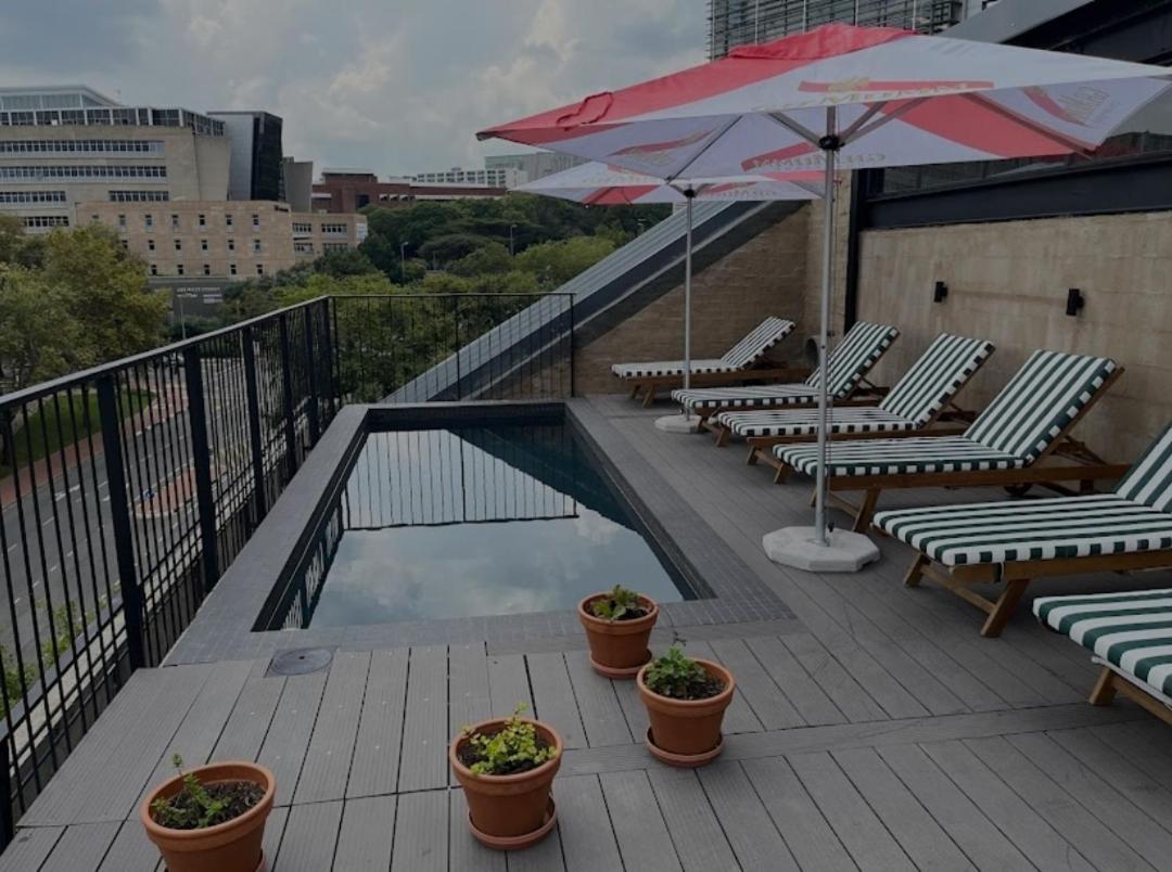 Apartment Blackbrick Sandton Two Private Owned Johannesburg
