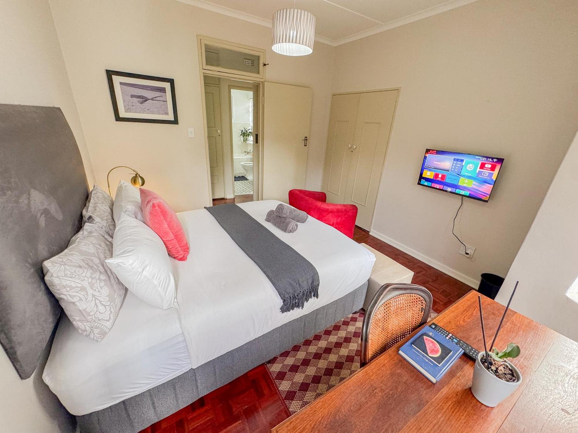 Amoris Randburg Ii - Darrenwood Guest house *