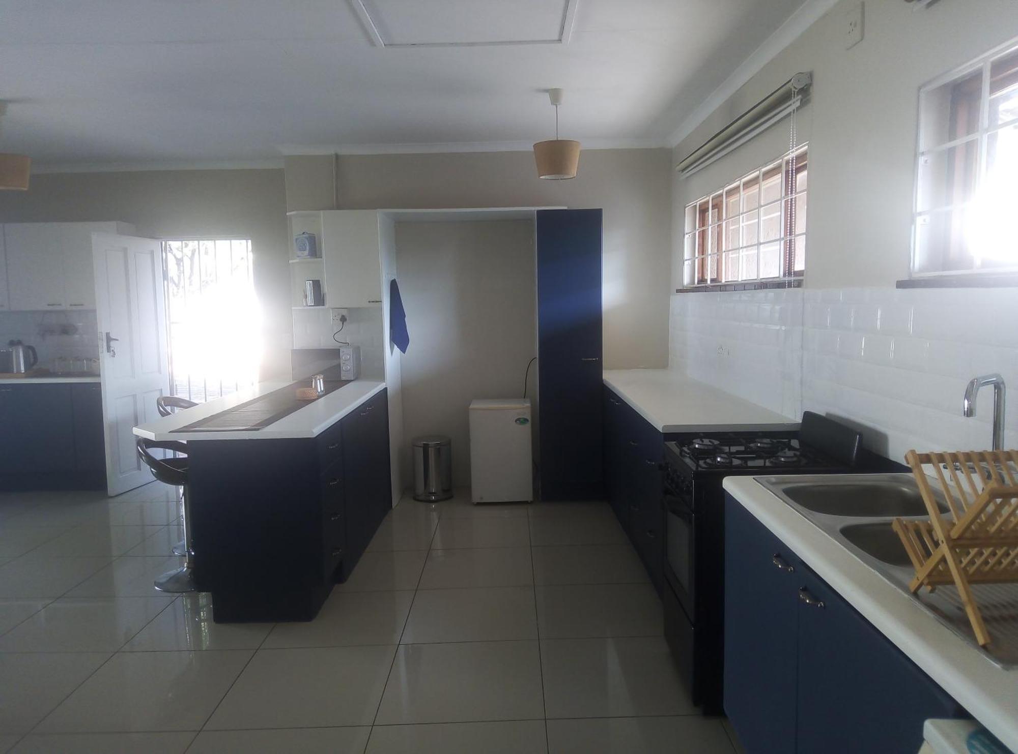 Guest house Reddy To *
