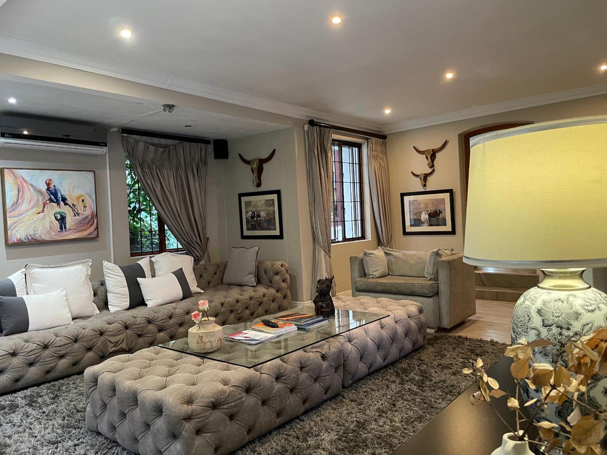 The Ridgeback, 4 Bedroom House Bryanston Casa de férias Joanesburgo