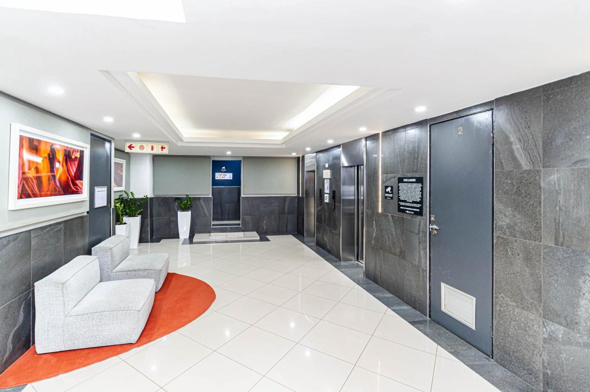 Apartment 1 Bed Serene At The Bolton, Rosebank, Johannesburg