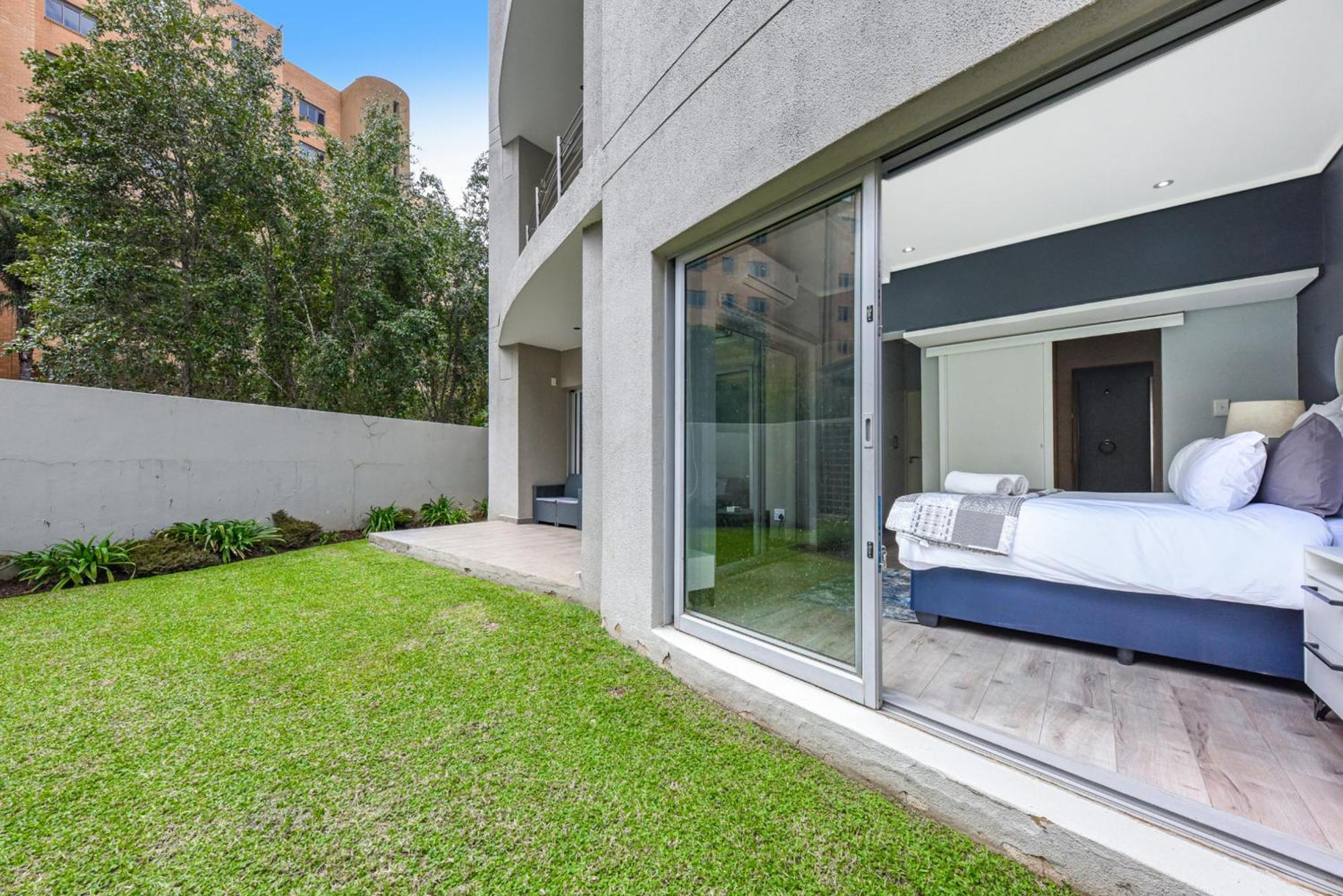 Topaz In Sandton Apartment