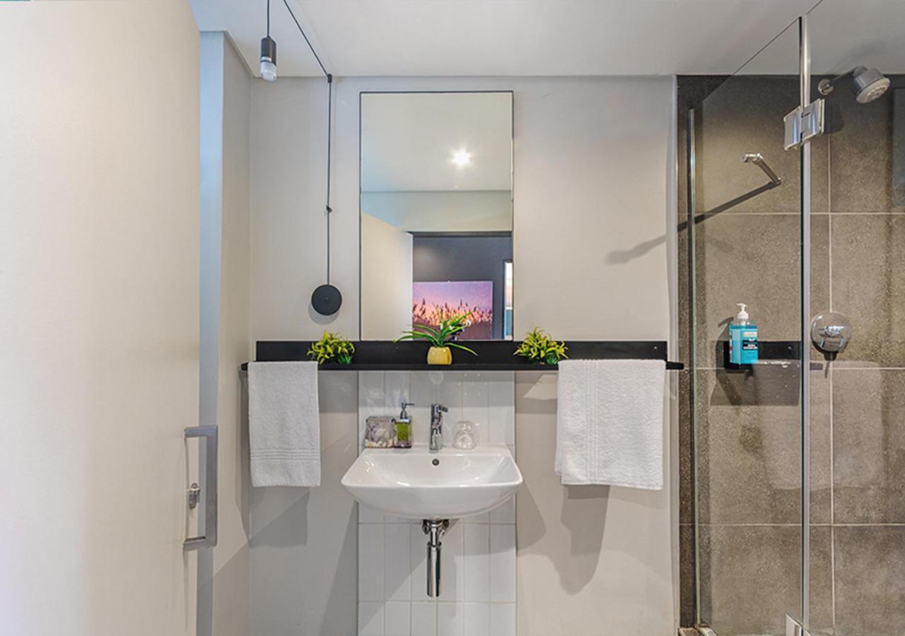 Sandton Splendid 510 Power Backup Water Backup * Johannesburg