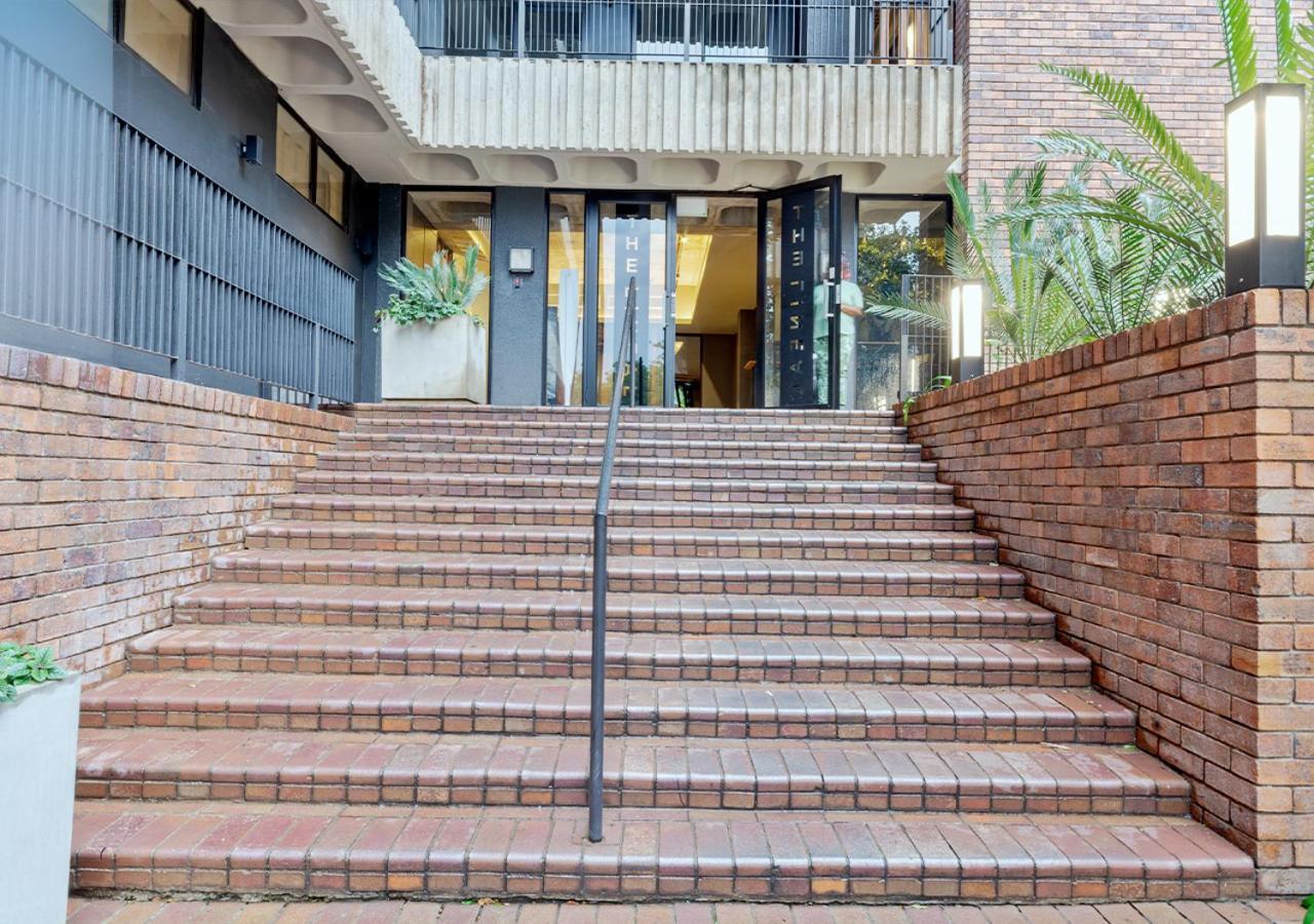 Sandton Splendid 510 Power Backup Water Backup *