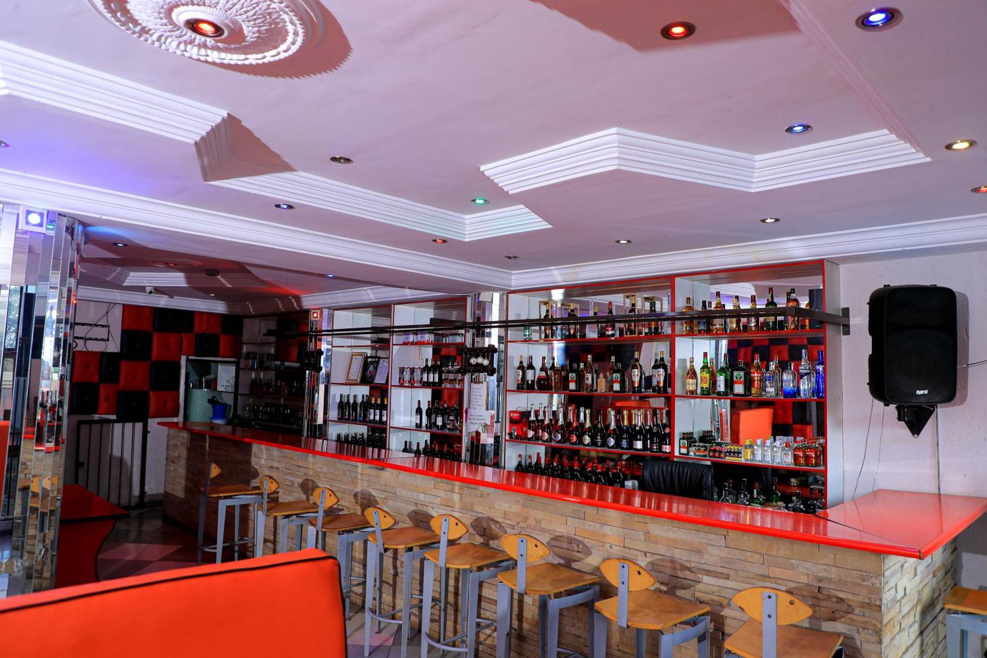 Khách sạn Yeoville 4*
