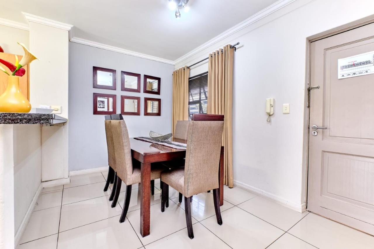 Nyumbayanga Accommodation-westpoint Joanesburgo