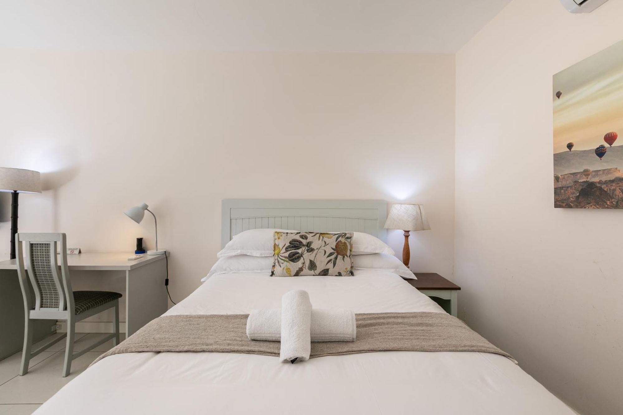 Guest house Emmarentia 4*