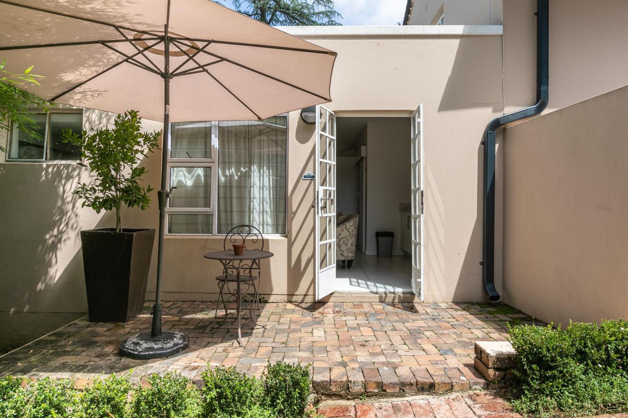 Emmarentia Guest house