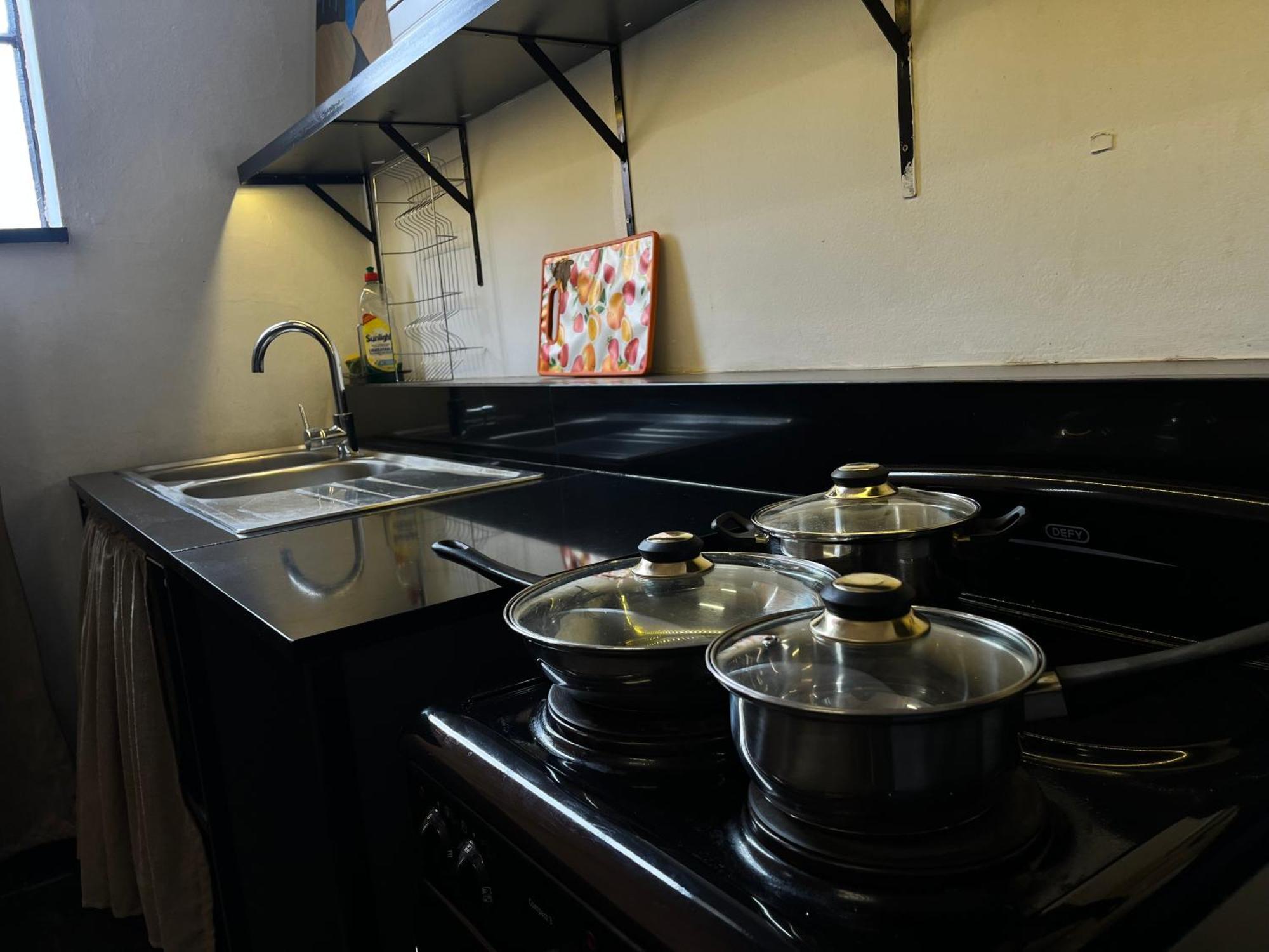 Maboneng 1 Bedroom Modern Loft Apartment *