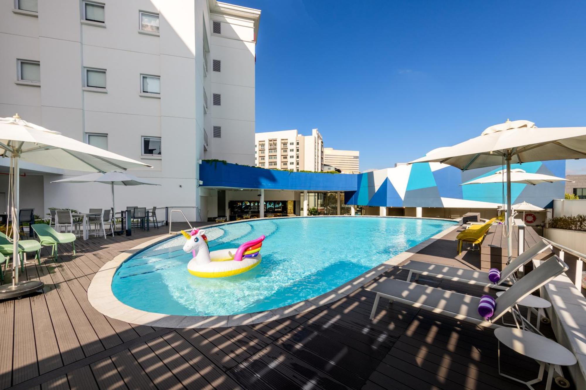 Sky Sandton 3*