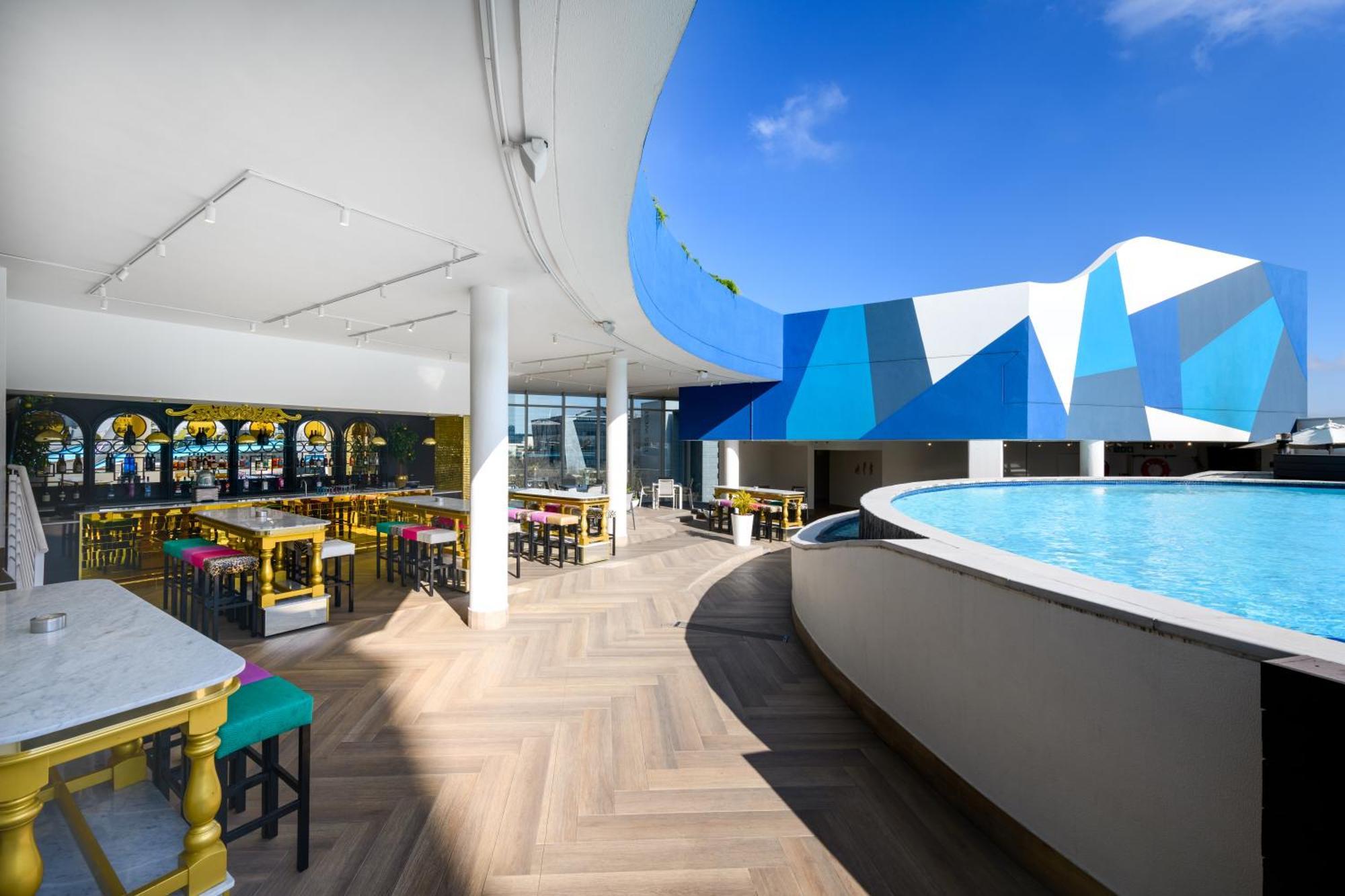 Hotel Sky Sandton 3*