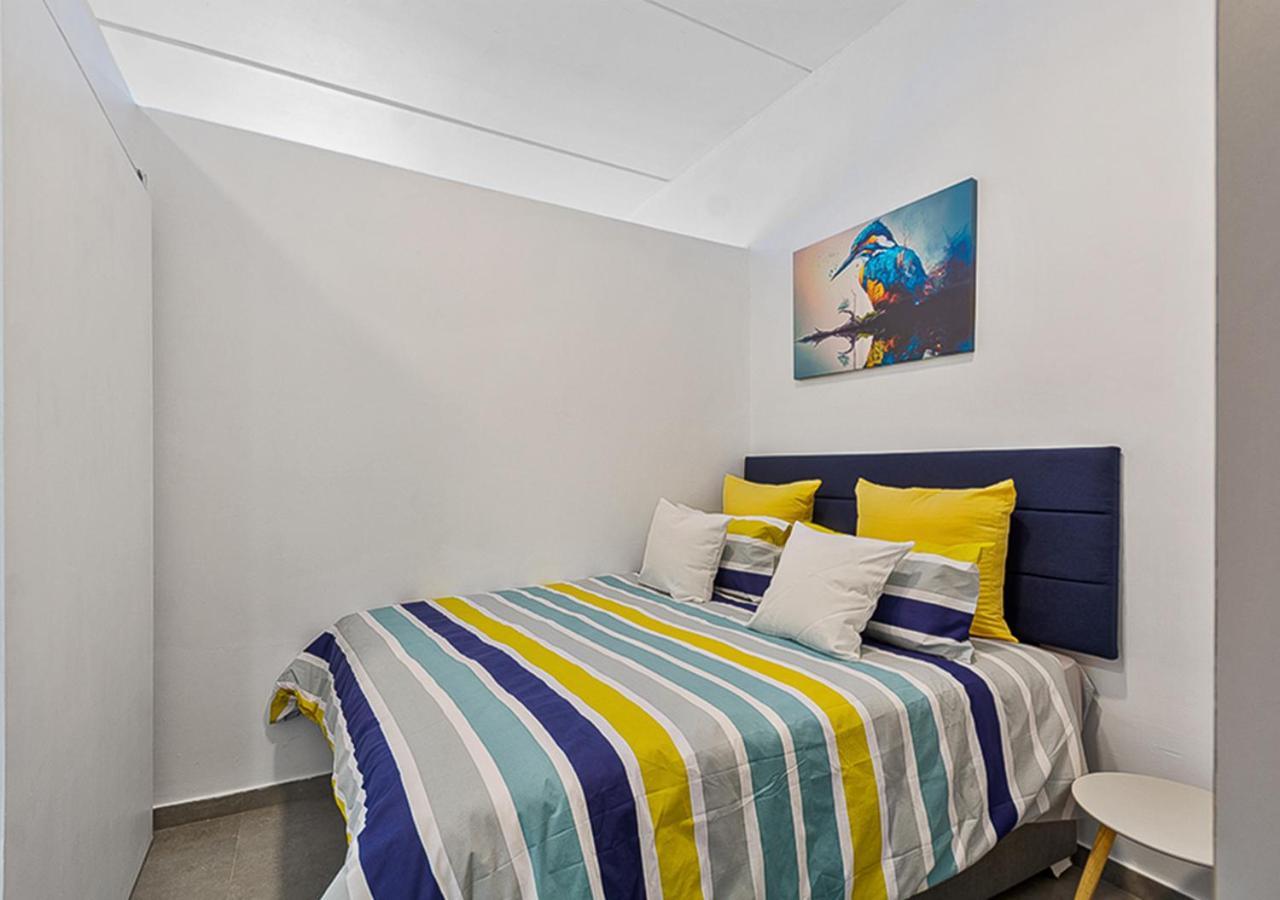 Retreat In Randburg-the Base Ii Apartment
