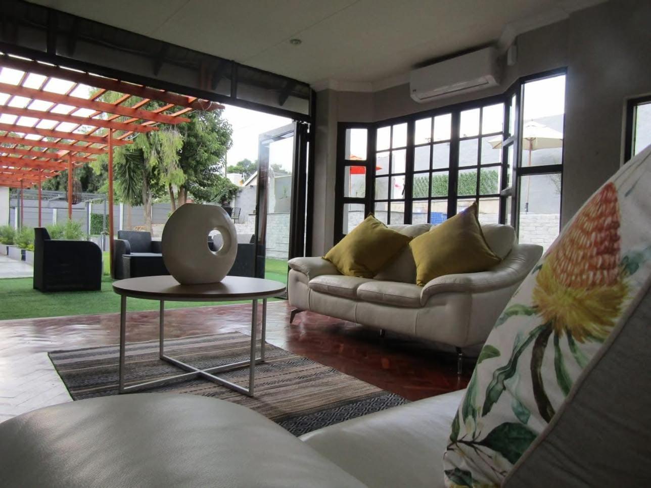 Lethabong Boutique Guest house