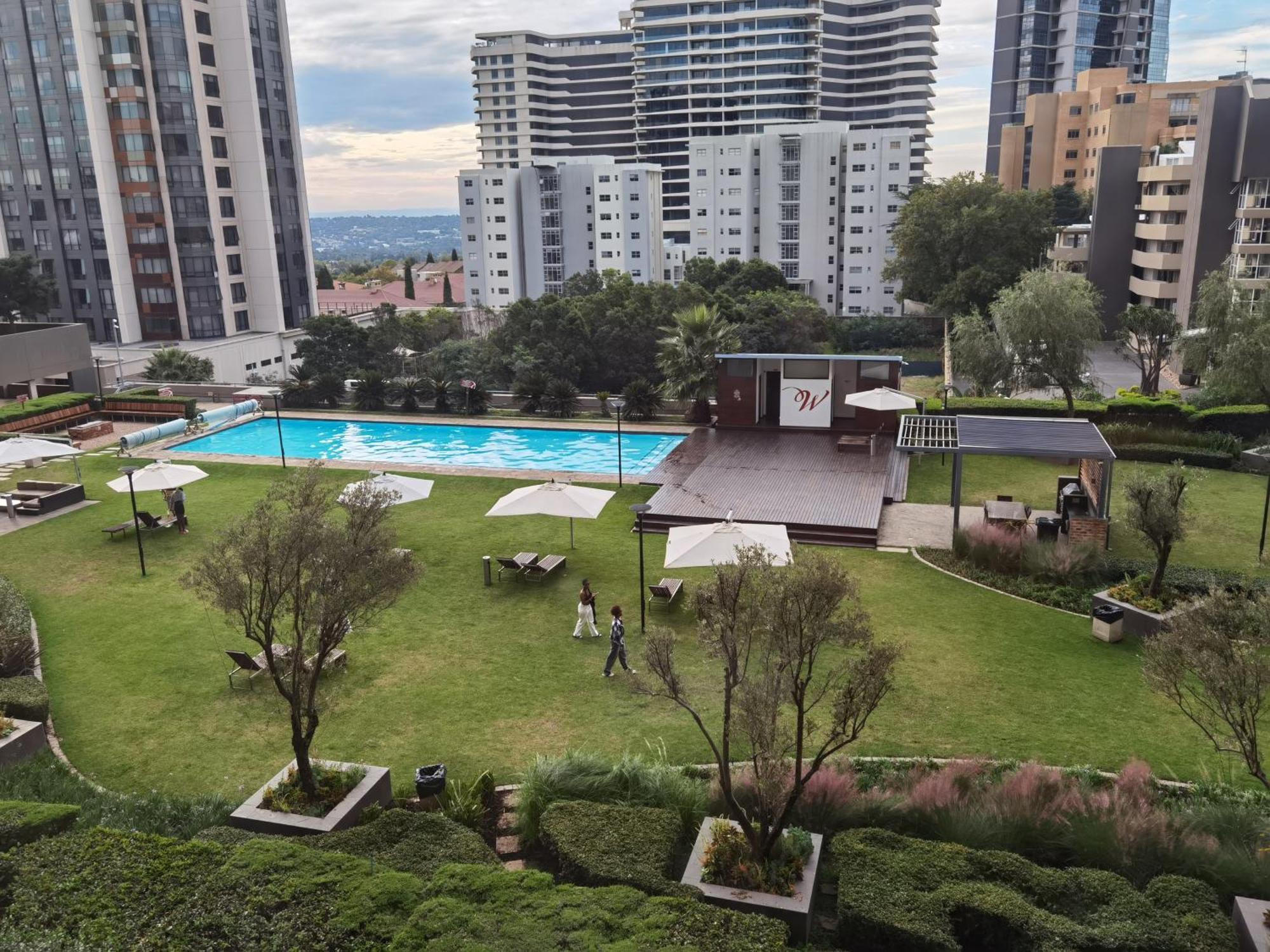 Sandton Westpoint Aster Apartment