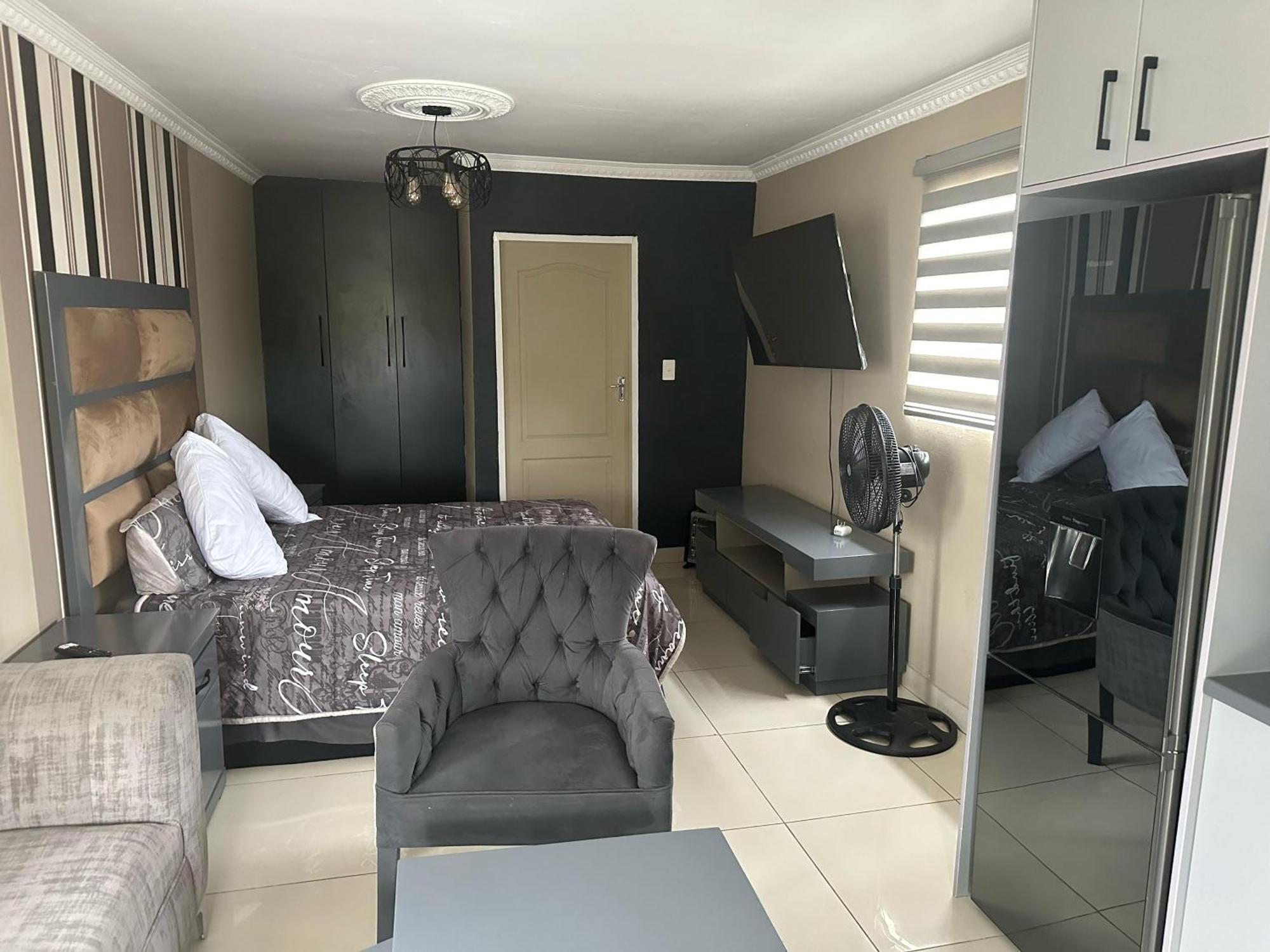 Lemao Guest house