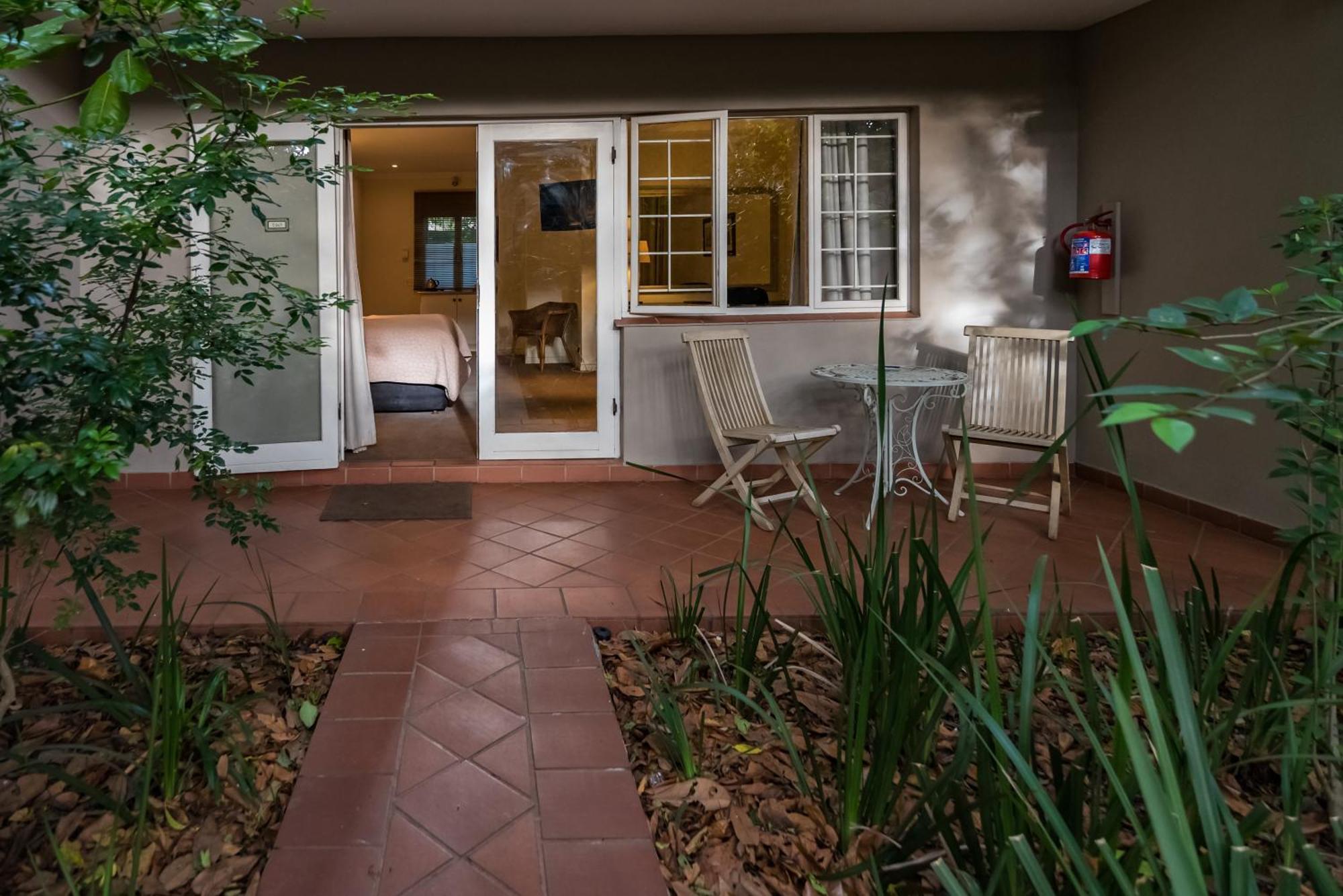 Guest house Melrose Place Boutique 4*