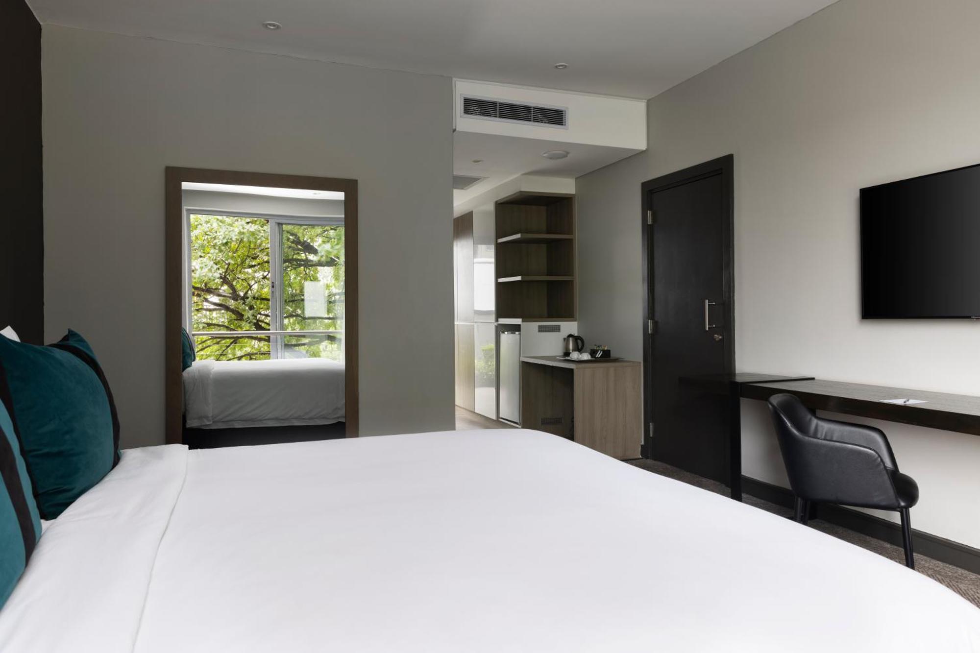 The Capital Empire Hotel