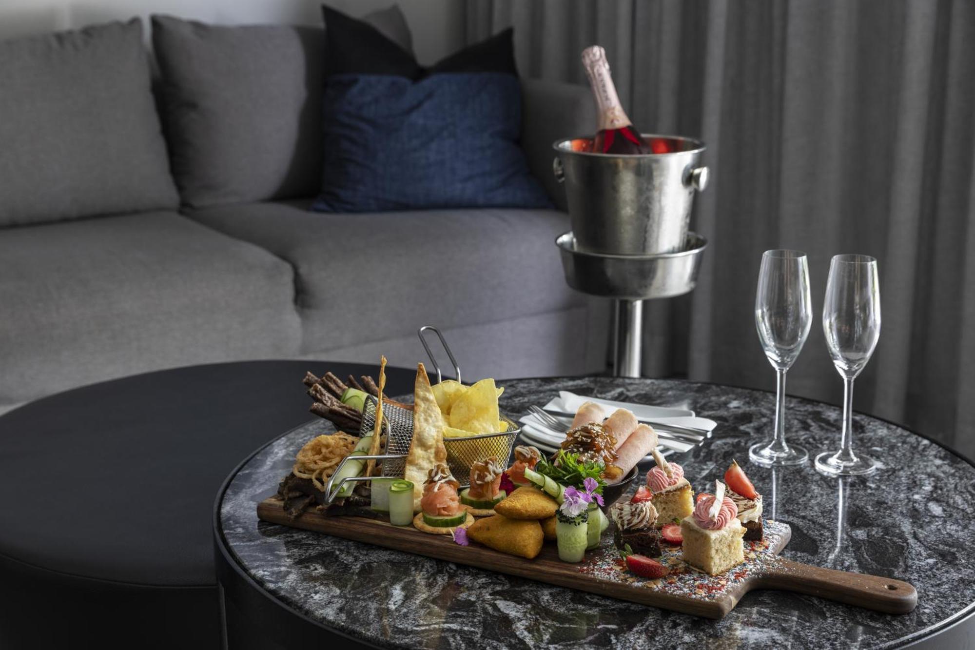 Hotel The Capital Empire Johannesburg