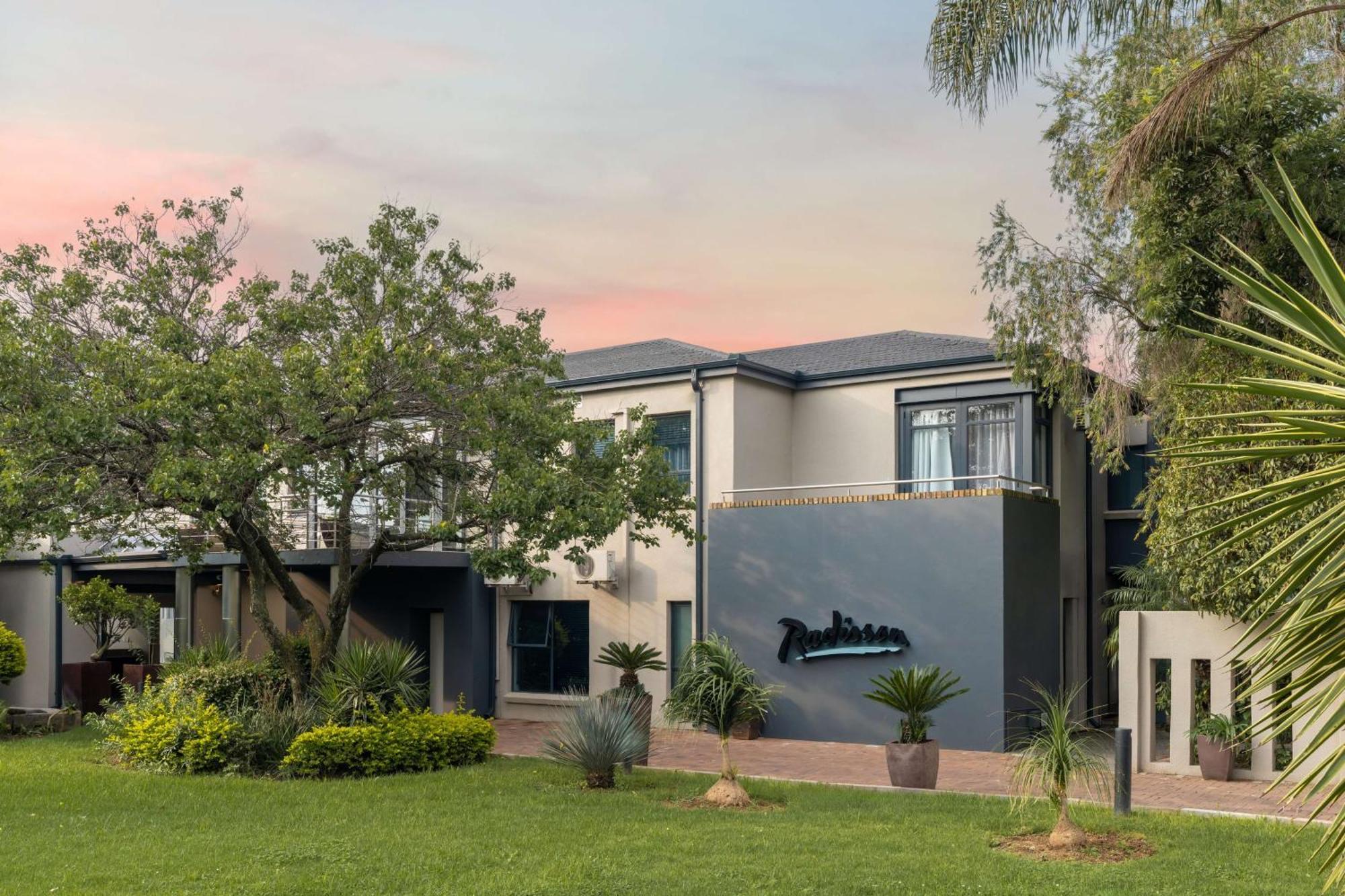 Hotel Radisson And Convention Centre Or Tambo Airport Joanesburgo